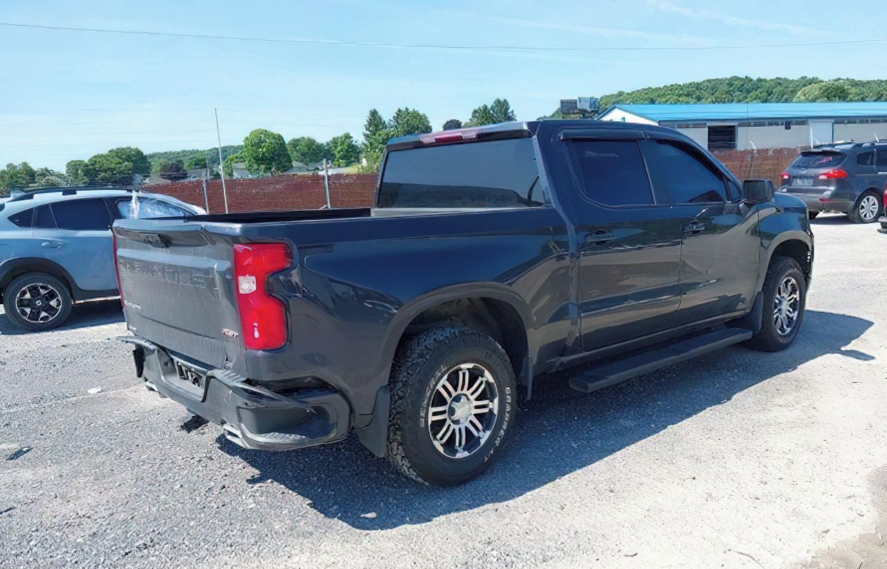 Chevrolet Silverado, Auto na cestě - fotka 4