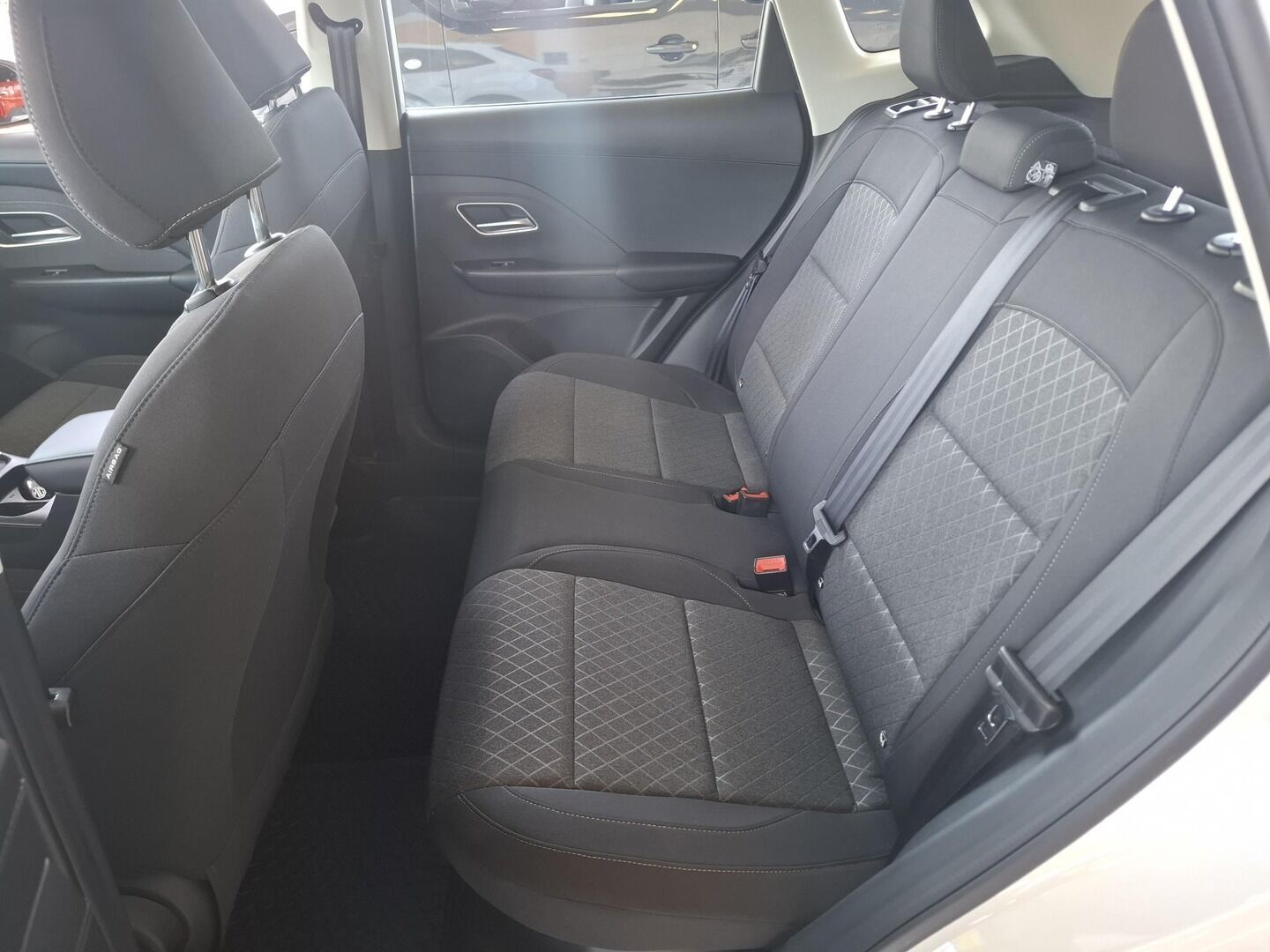 MG ZS, 1.5HEV 75KW Emotion 2025 - fotka 6