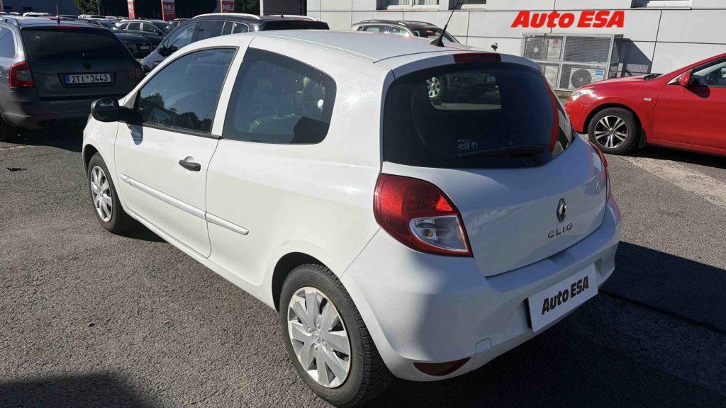 Renault Clio, 1.2i - fotka 2
