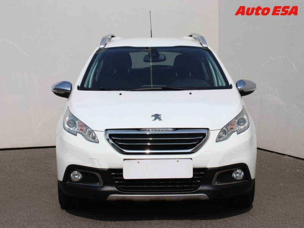Peugeot 2008, 1.2pt - fotka 2