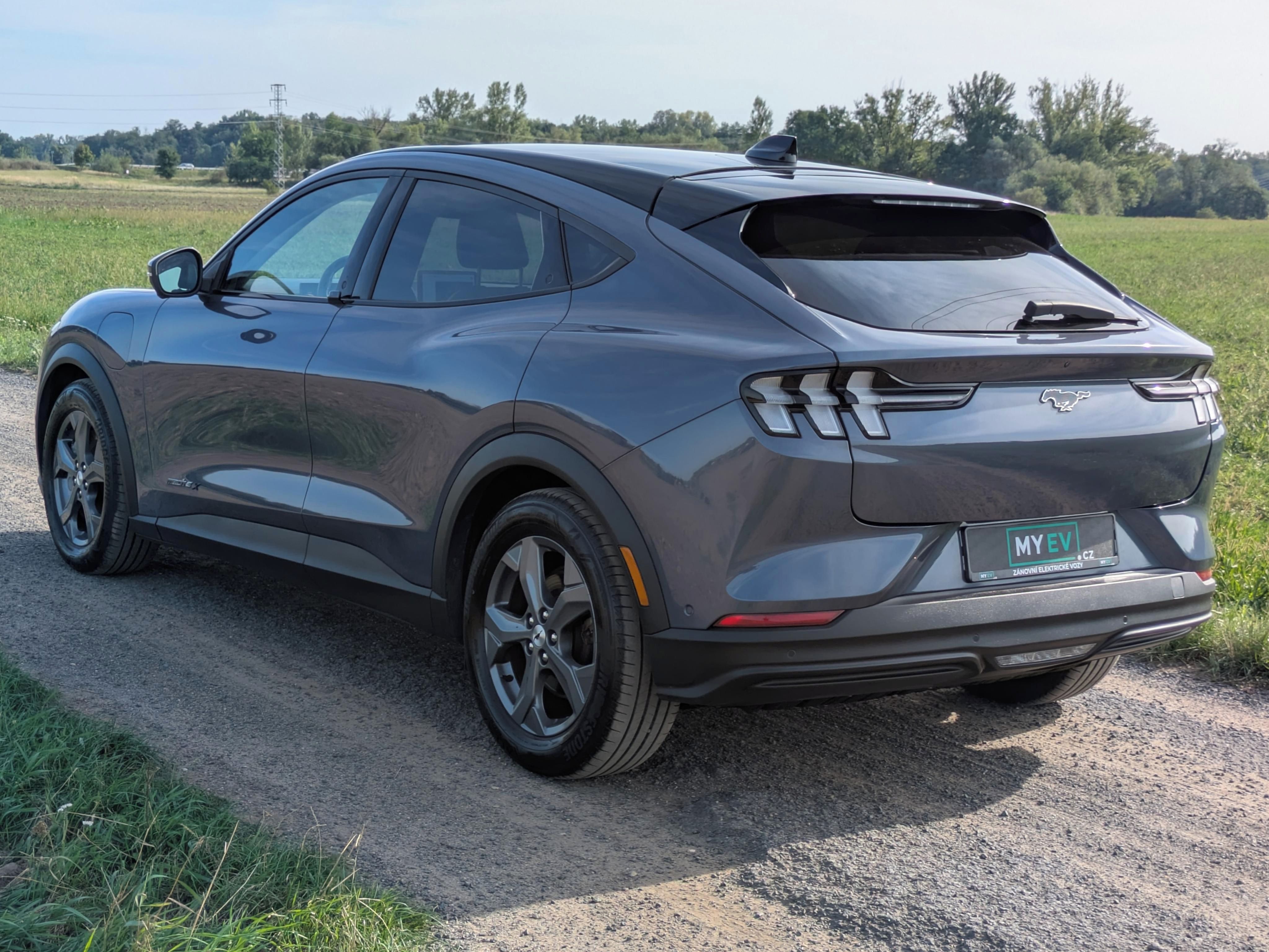 Ford Mustang Mach-E, 99kWh, ER Premium RWD, SOH 93% - fotka 5
