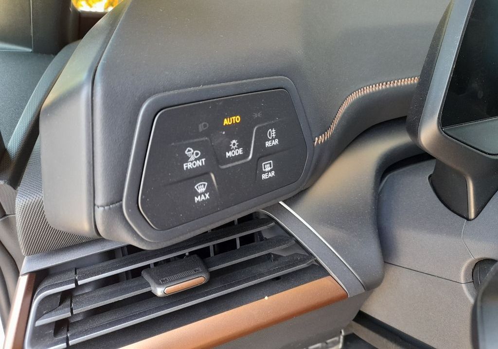 Cupra Born, 58kWh/AUT/150 kW - fotka 4