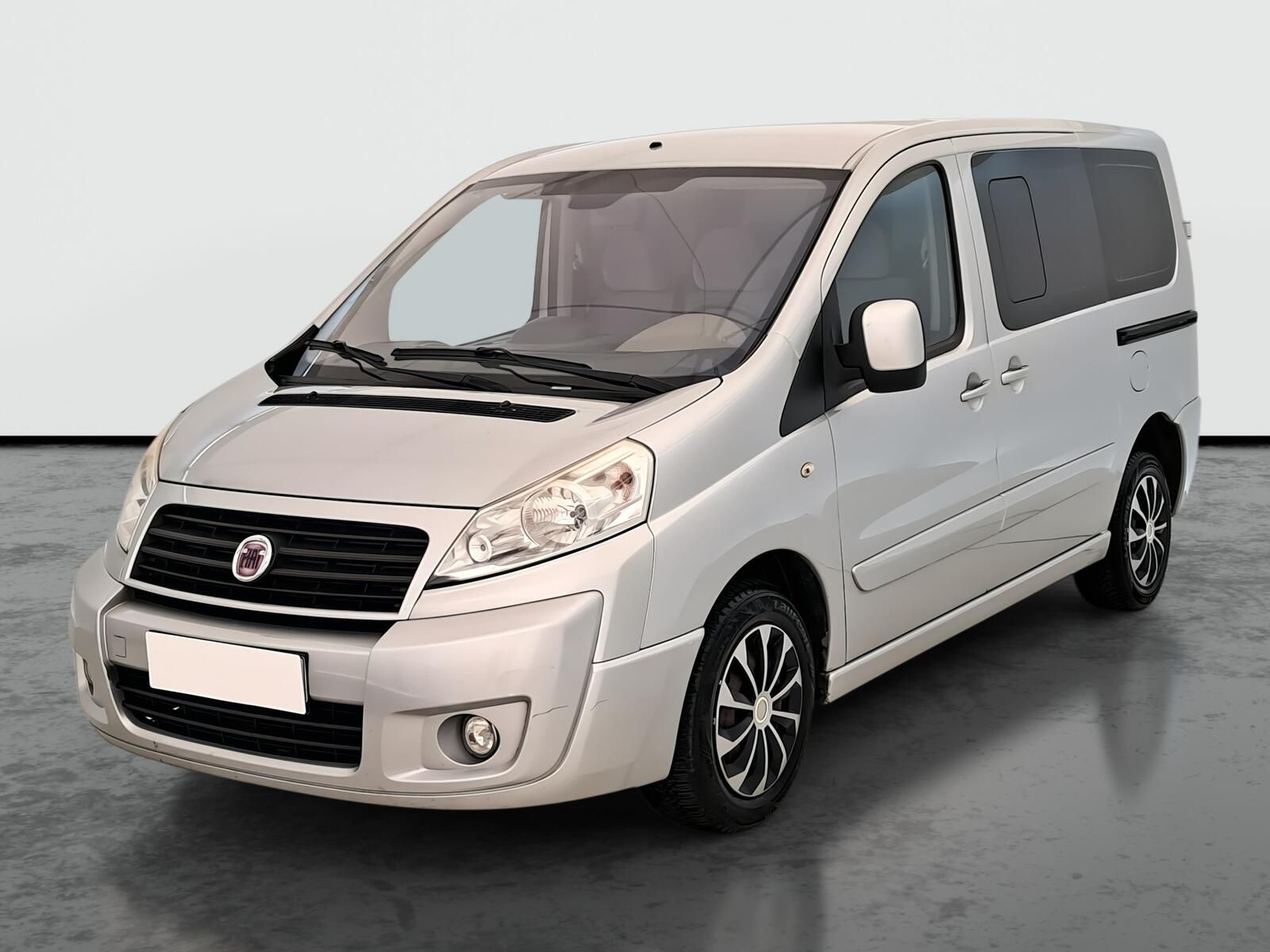 Fiat Scudo, 1.6 MultiJet, Bus, 6Míst - fotka 2
