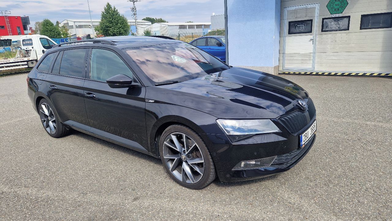 Škoda Superb, 2,0 TSi Sportline