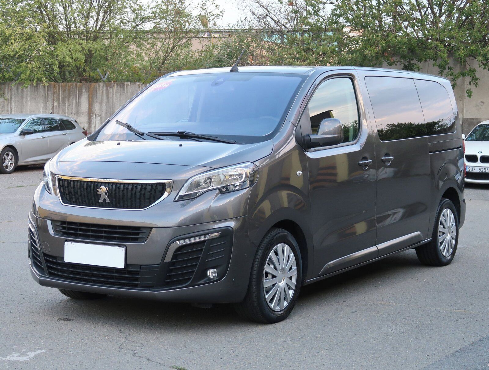 Peugeot Traveller, 2.0 BlueHDi, Klima, ČR, 1Maj - fotka 2