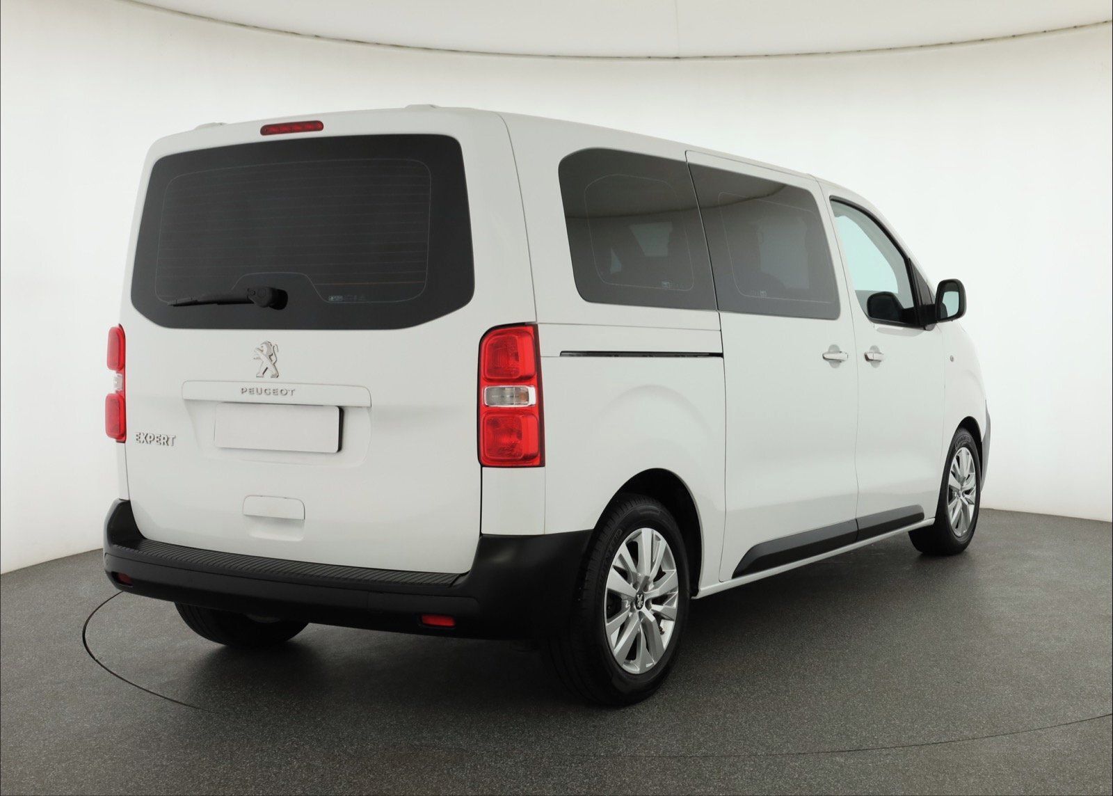 Peugeot Expert, 2.0 BlueHDi, Traveller, Bus - fotka 5