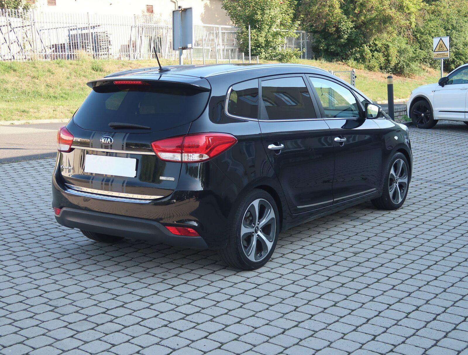 Kia Carens, 1.7 CRDi, 7 míst, Navi - fotka 5