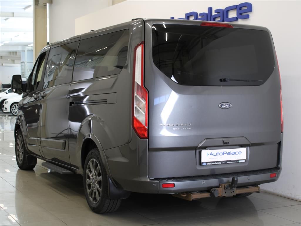 Ford Tourneo Custom, 2,0 EB 136kW AT Titan.X 1.maj. - fotka 3