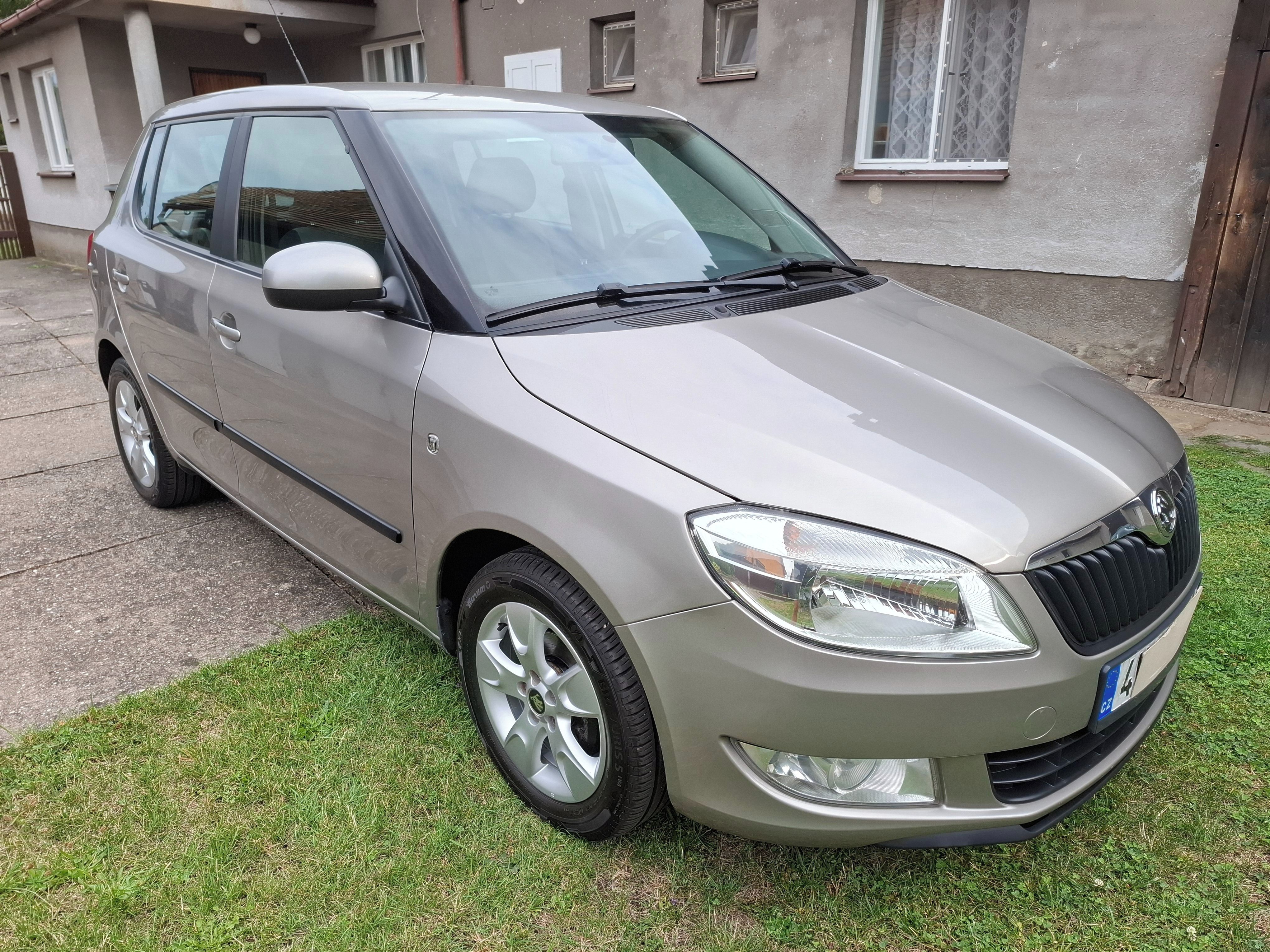 Škoda Fabia, 1,4,16V 63KW. Facelift. Pěkná. - fotka 2