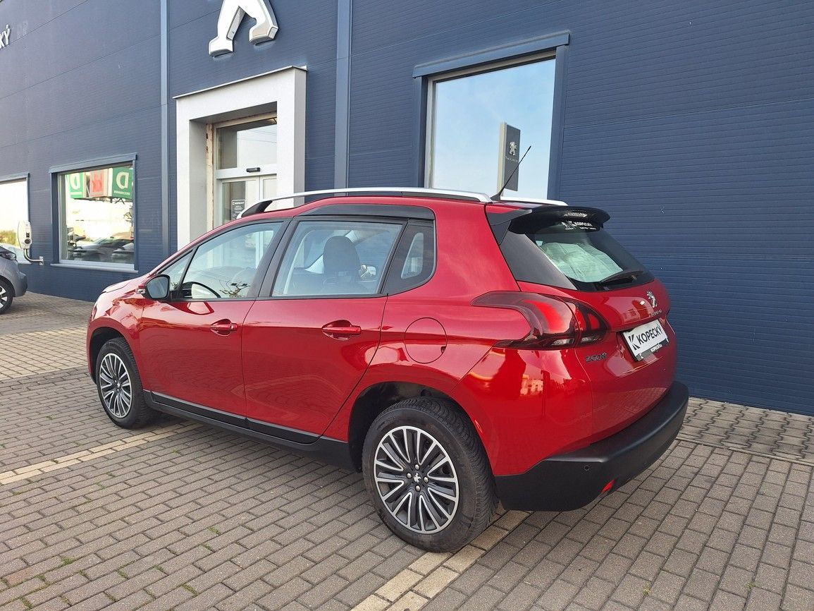 Peugeot 2008, 1,2PT 110k M6 - fotka 3
