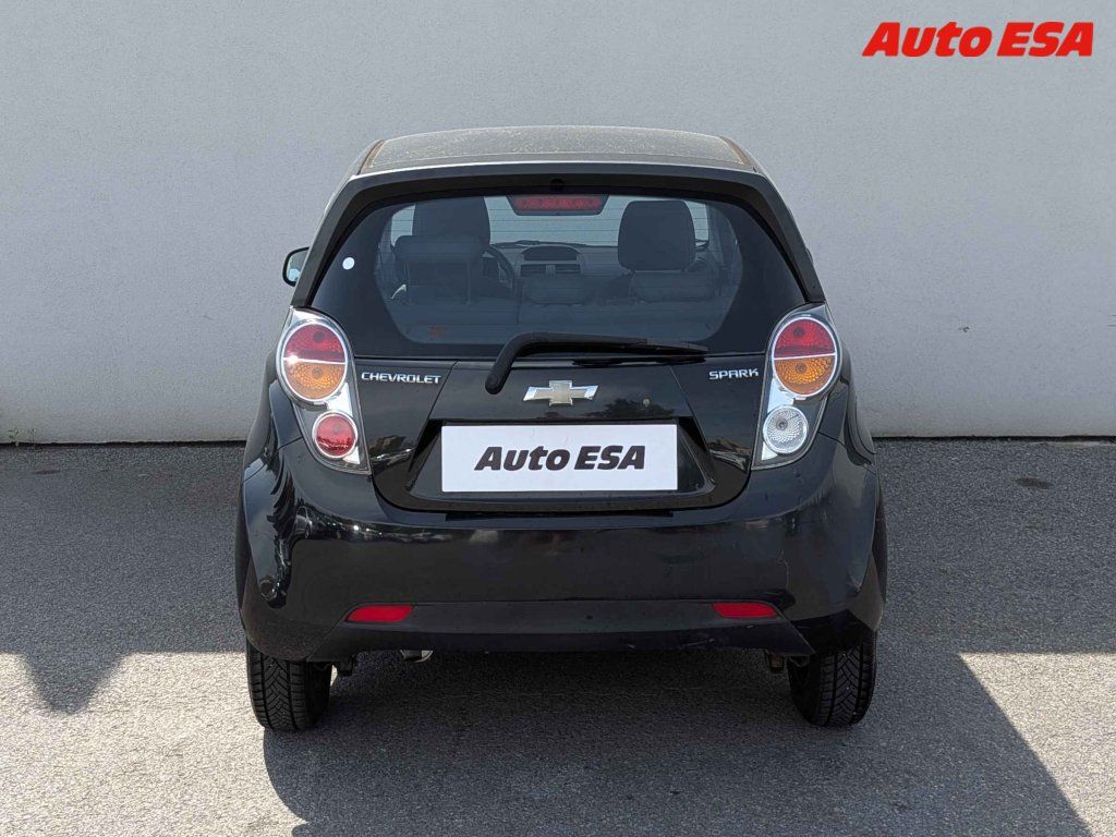 Chevrolet Spark, 1.0i,1.maj - fotka 5