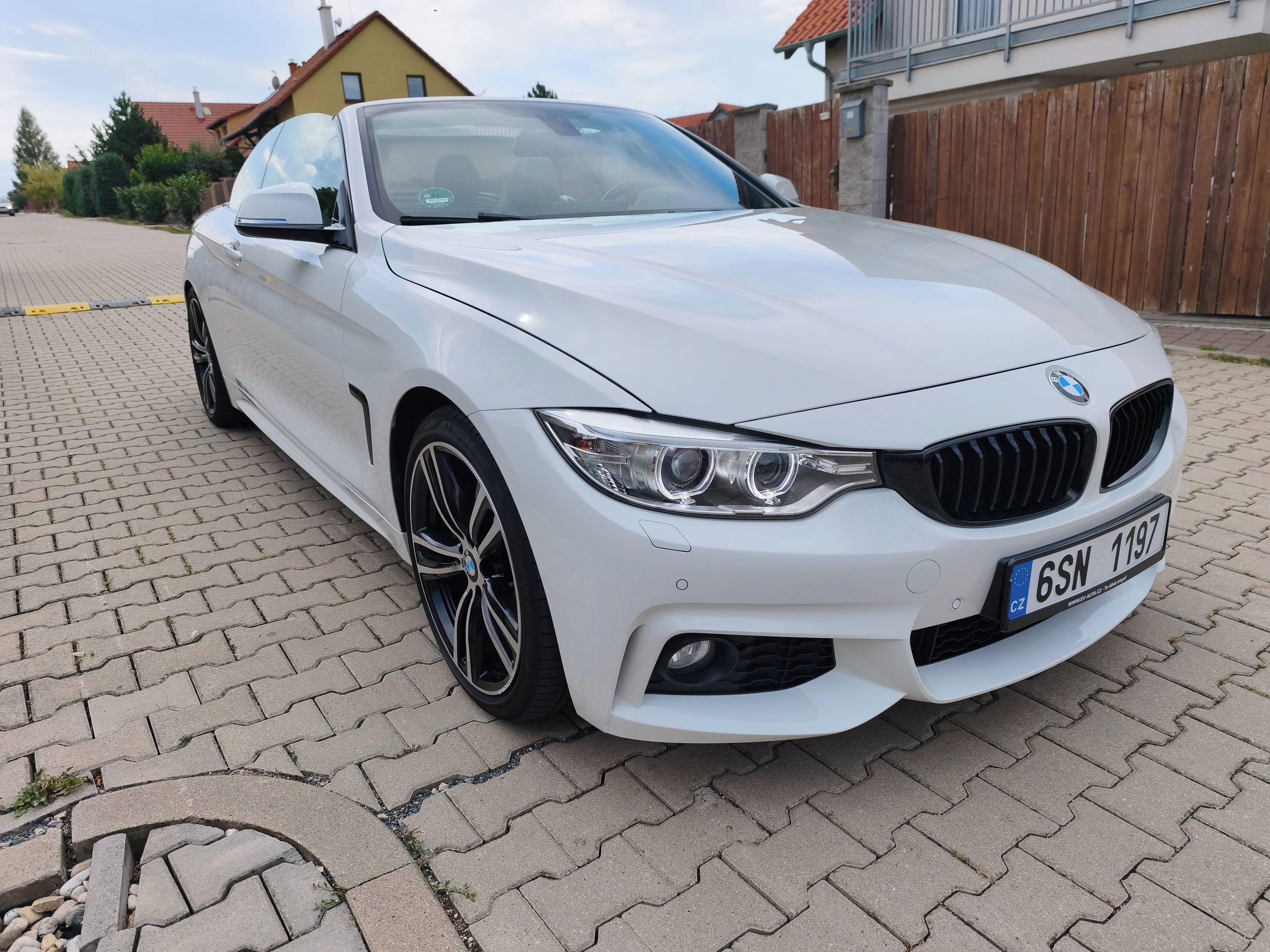 BMW Řada 4, HUD*ACC*Automat*kůže*tažné!! - fotka 3