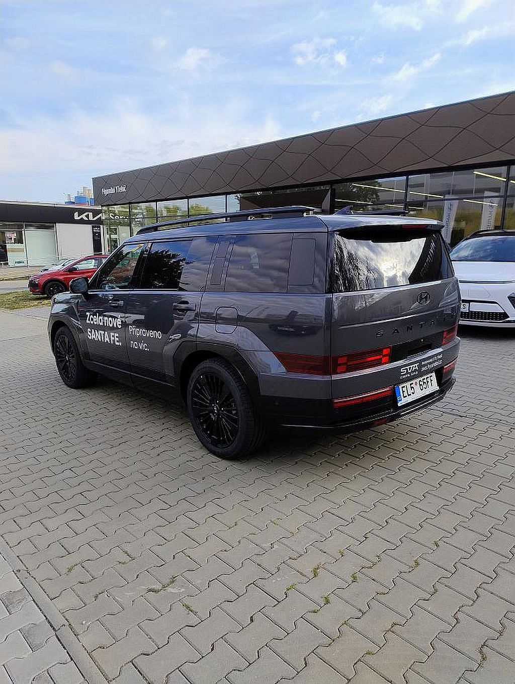 Hyundai Santa Fe, 1,6T PHEV 4WD CALLIGRAPHY - fotka 3