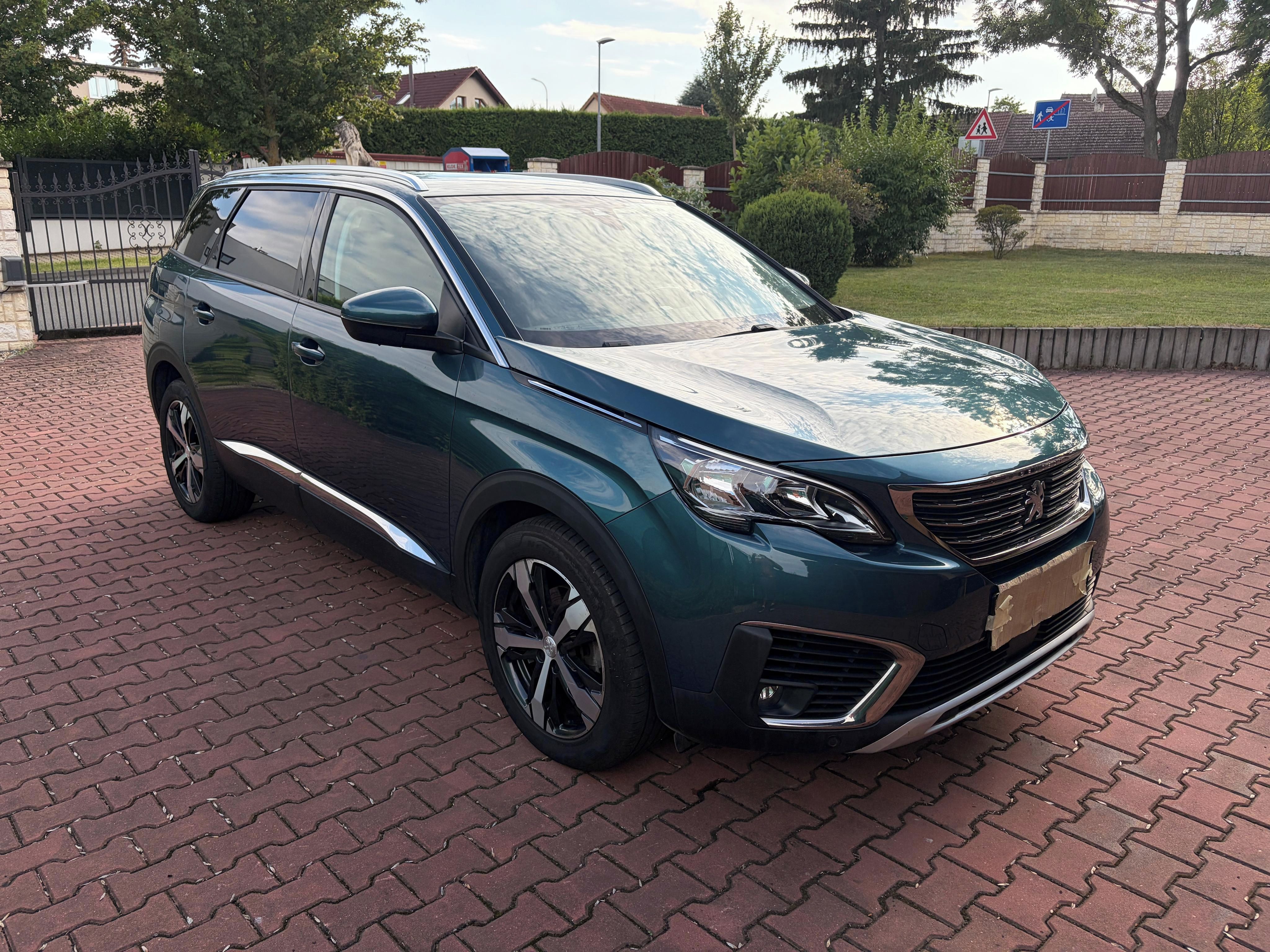 Peugeot 5008, 1.2PT, 96kw, ČR, tažné, - fotka 2