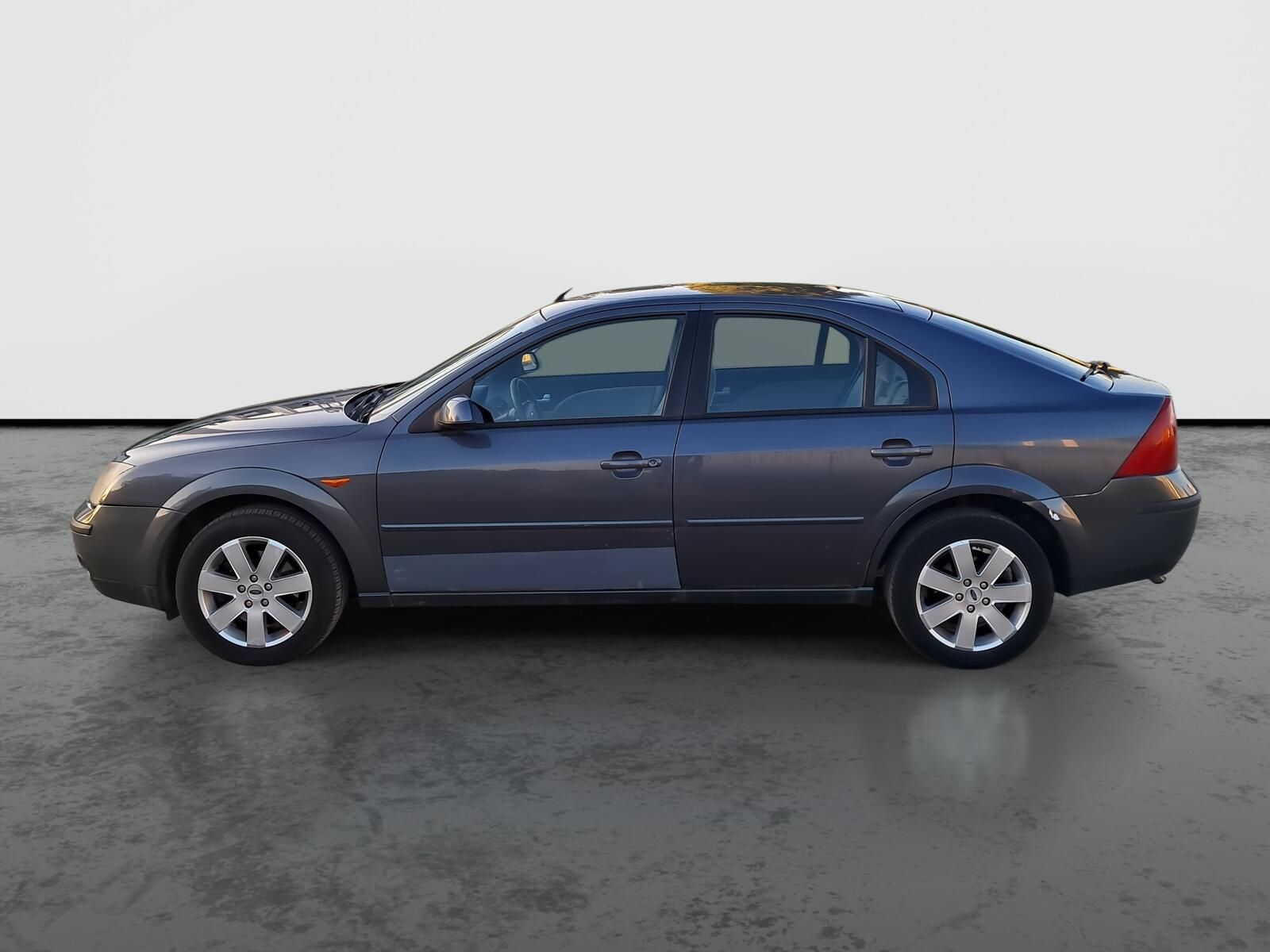 Ford Mondeo, 1.8 16V, Serv.kniha, po STK - fotka 3