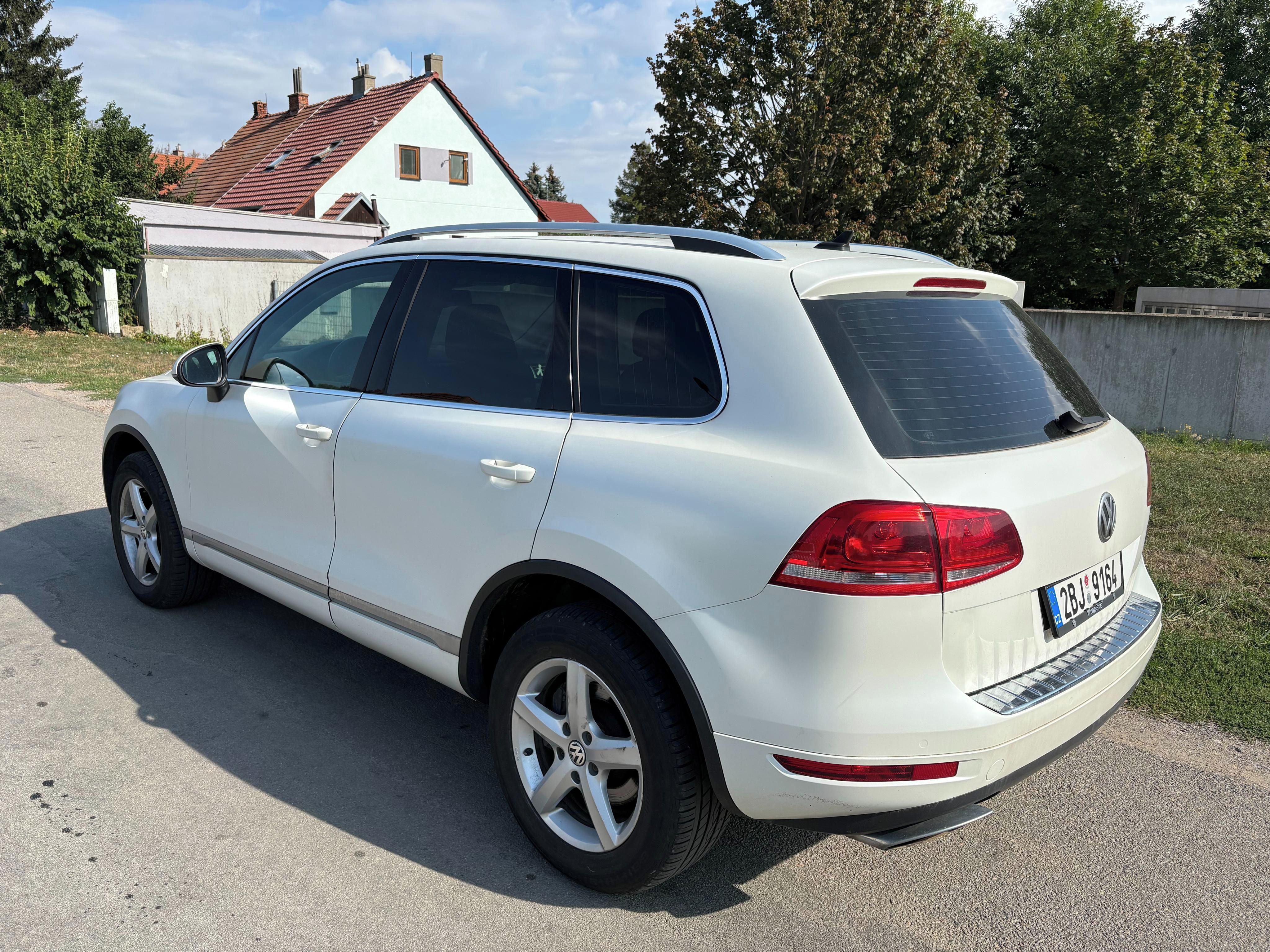 Volkswagen Touareg, 3.0TDi-176kW 4X4 Nové v ČR - fotka 4