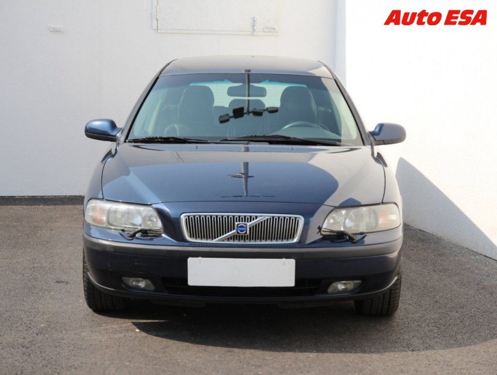 Volvo V70, 2.4 D - fotka 2