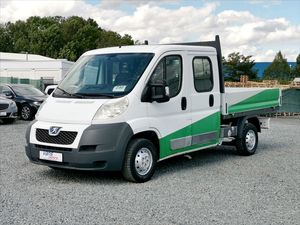 Peugeot Boxer, 2.2HDI/96kw valník/7míst/tažné