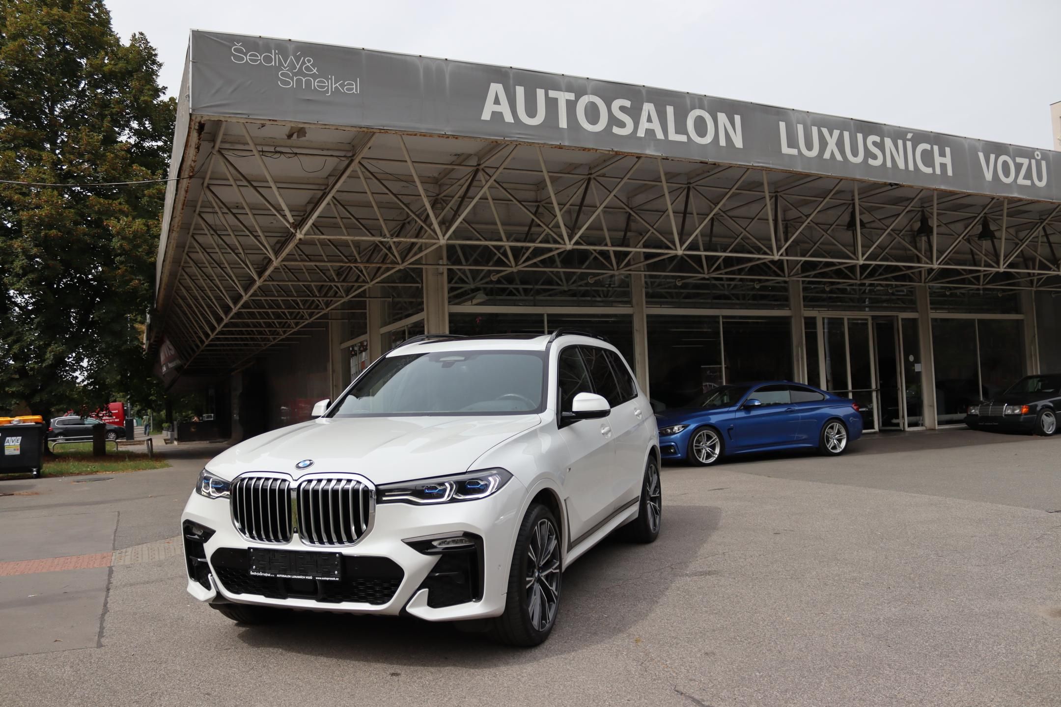 BMW X7, 7místné SUV BMW X7 xDrive40i