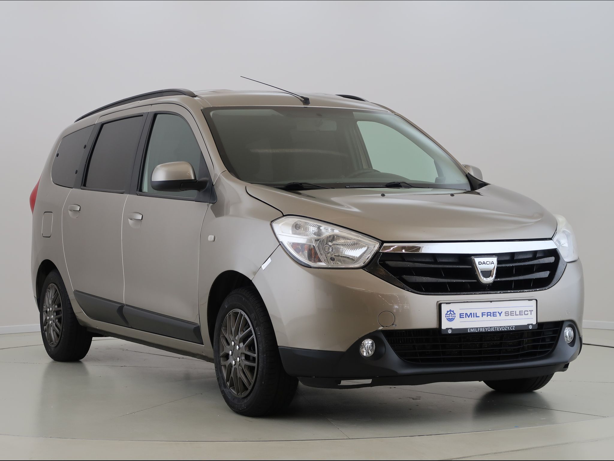 Dacia Lodgy, 1.5DCI,66KW,7Míst - fotka 3