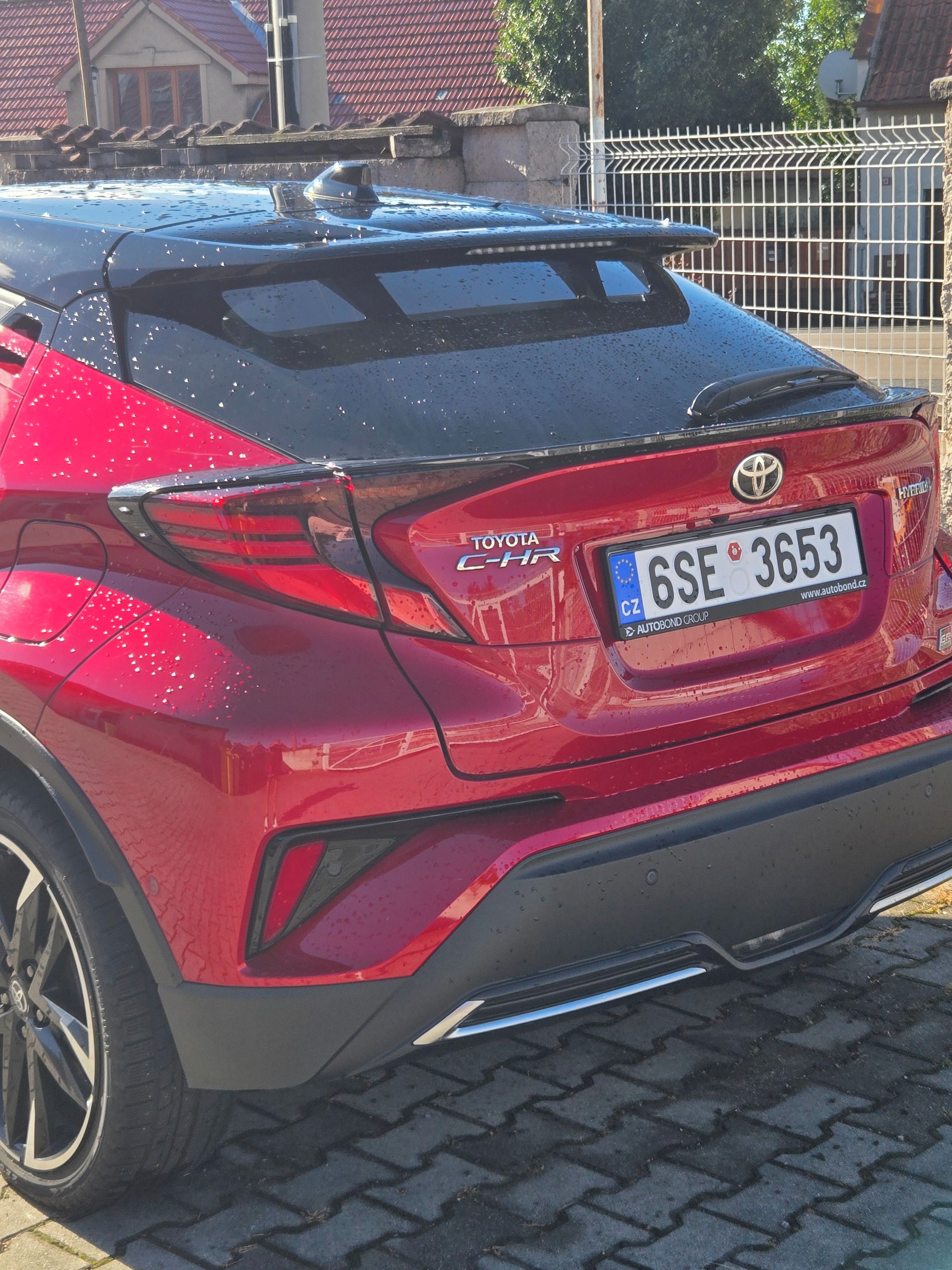 Toyota C-HR, Toyota C-HR GR Sport 2.0 Hybri - fotka 3