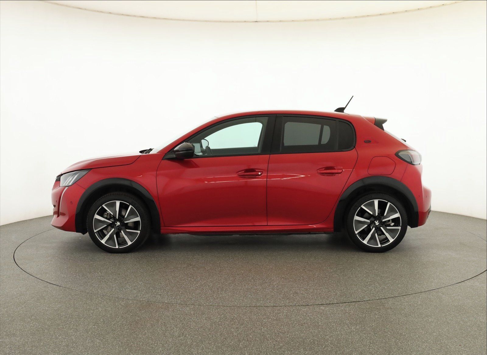 Peugeot 208, 50 kWh, SoH 99%, e-GT, Záruka - fotka 3