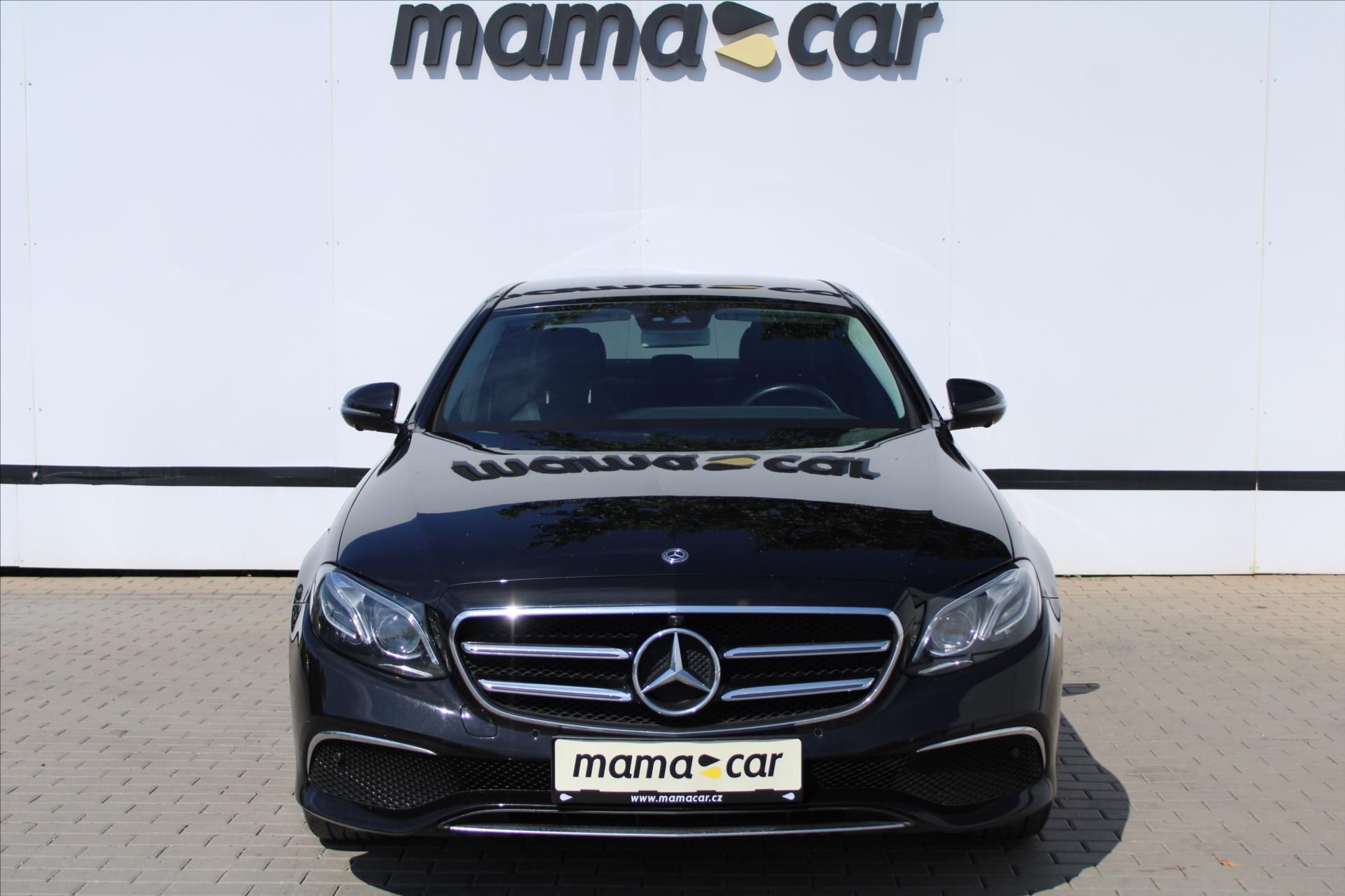 Mercedes-Benz Třídy E, 200d AVANTGARDE SERVIS.KNIHA - fotka 2
