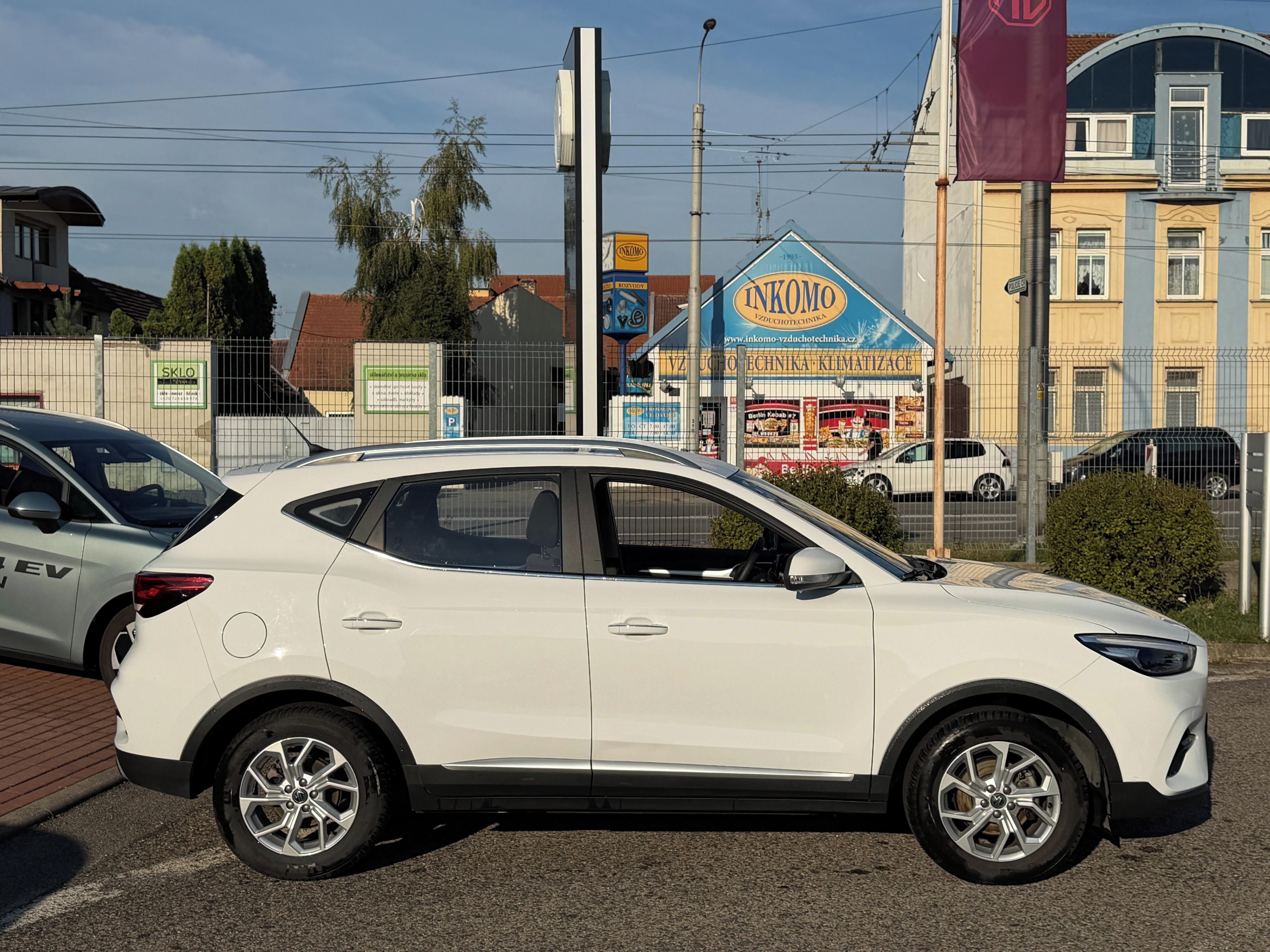 MG ZS, 1,5 ESSENTIAL PLUS - fotka 3