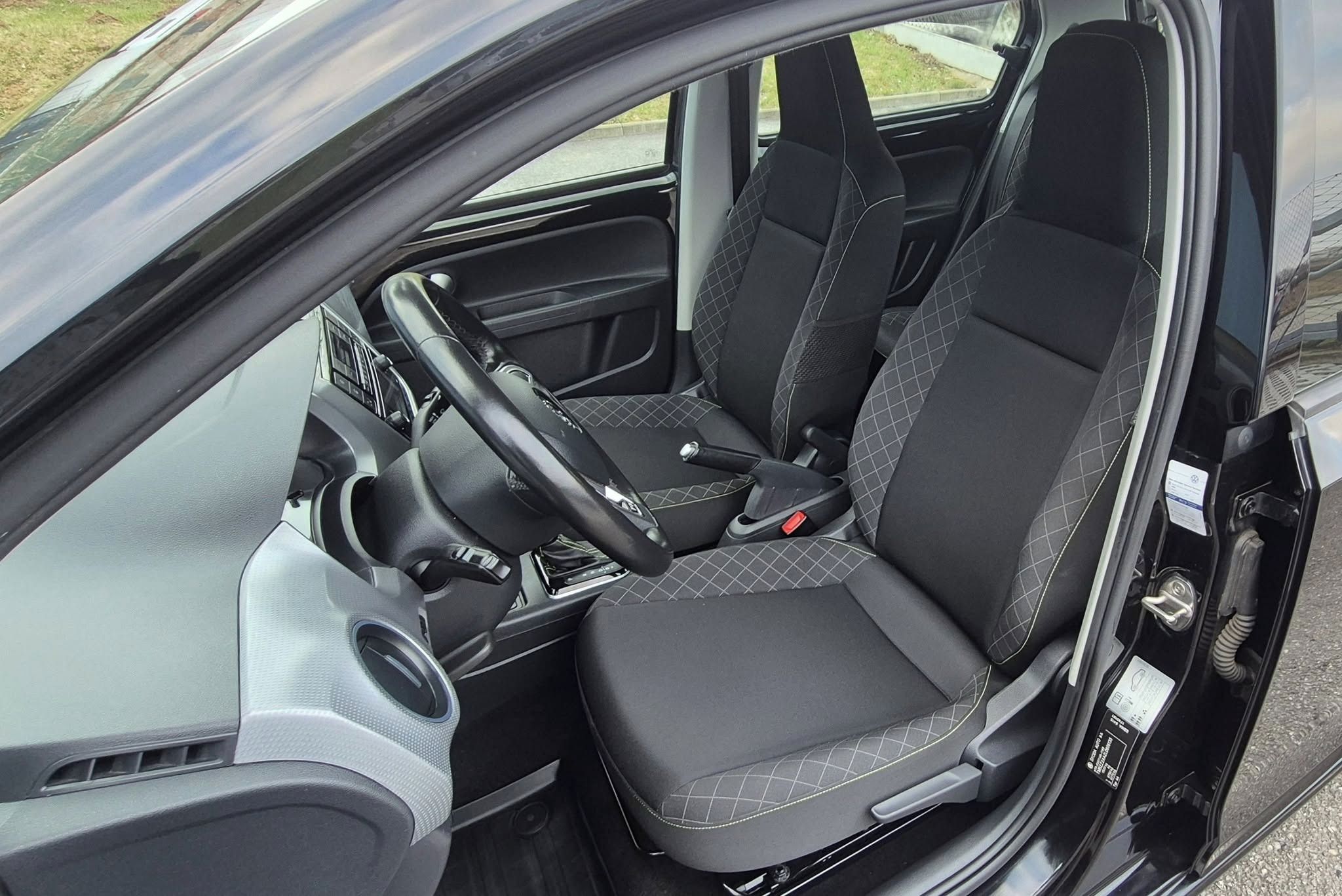 Škoda Citigo, e iV Style 1Maj servisní kniha - fotka 4