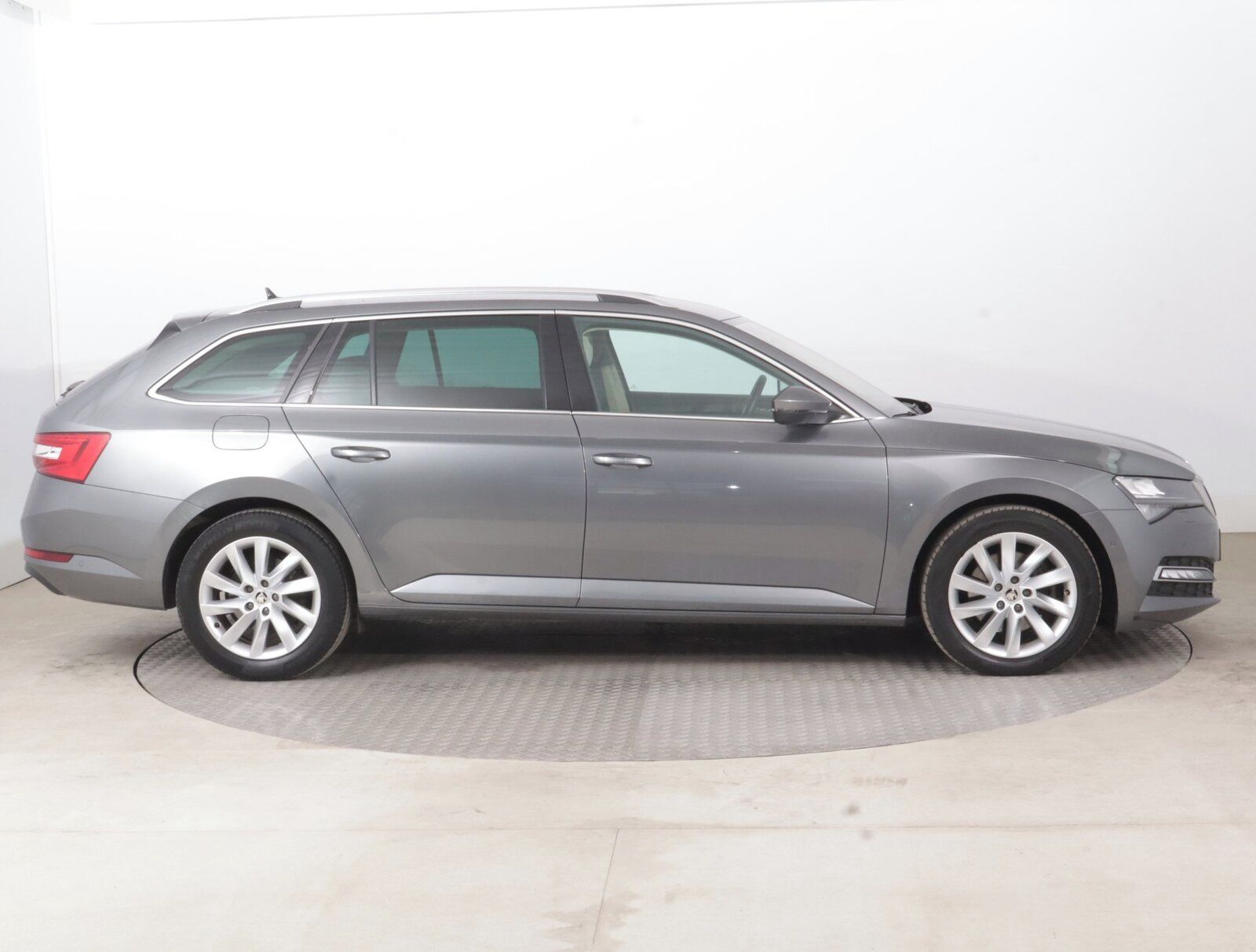 Škoda Superb, 2.0 TDI, Style, Automat - fotka 6