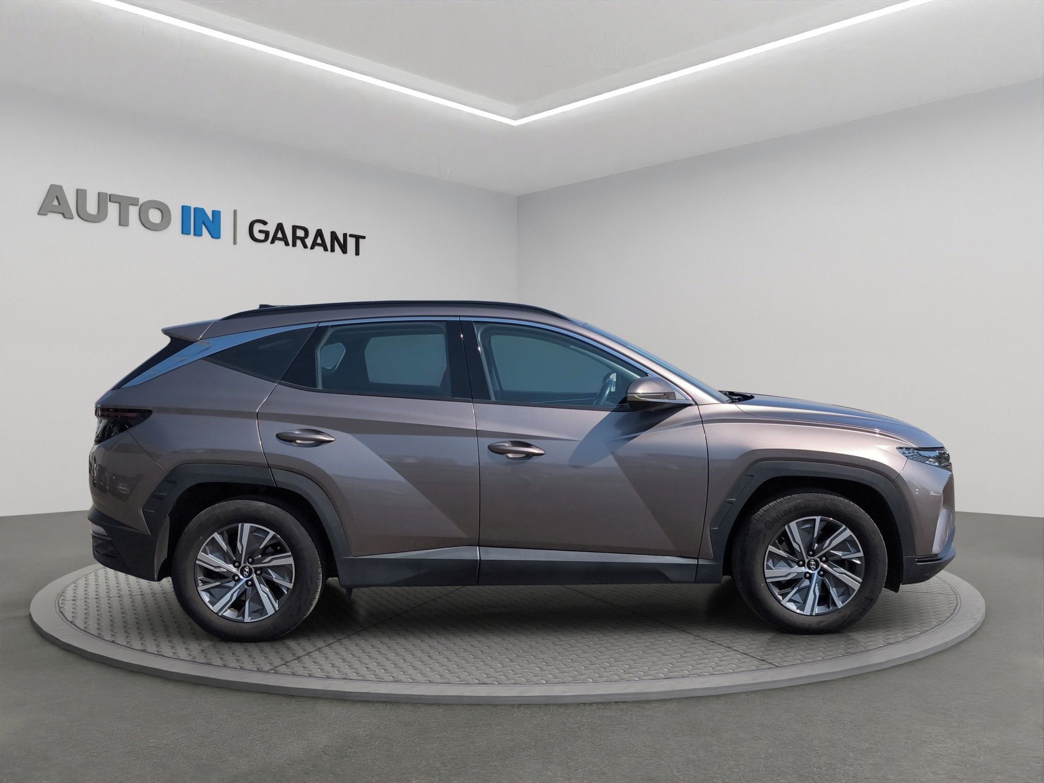 Hyundai Tucson, 1.6 T-GDi 110kW, ČR, Serv. kni - fotka 4