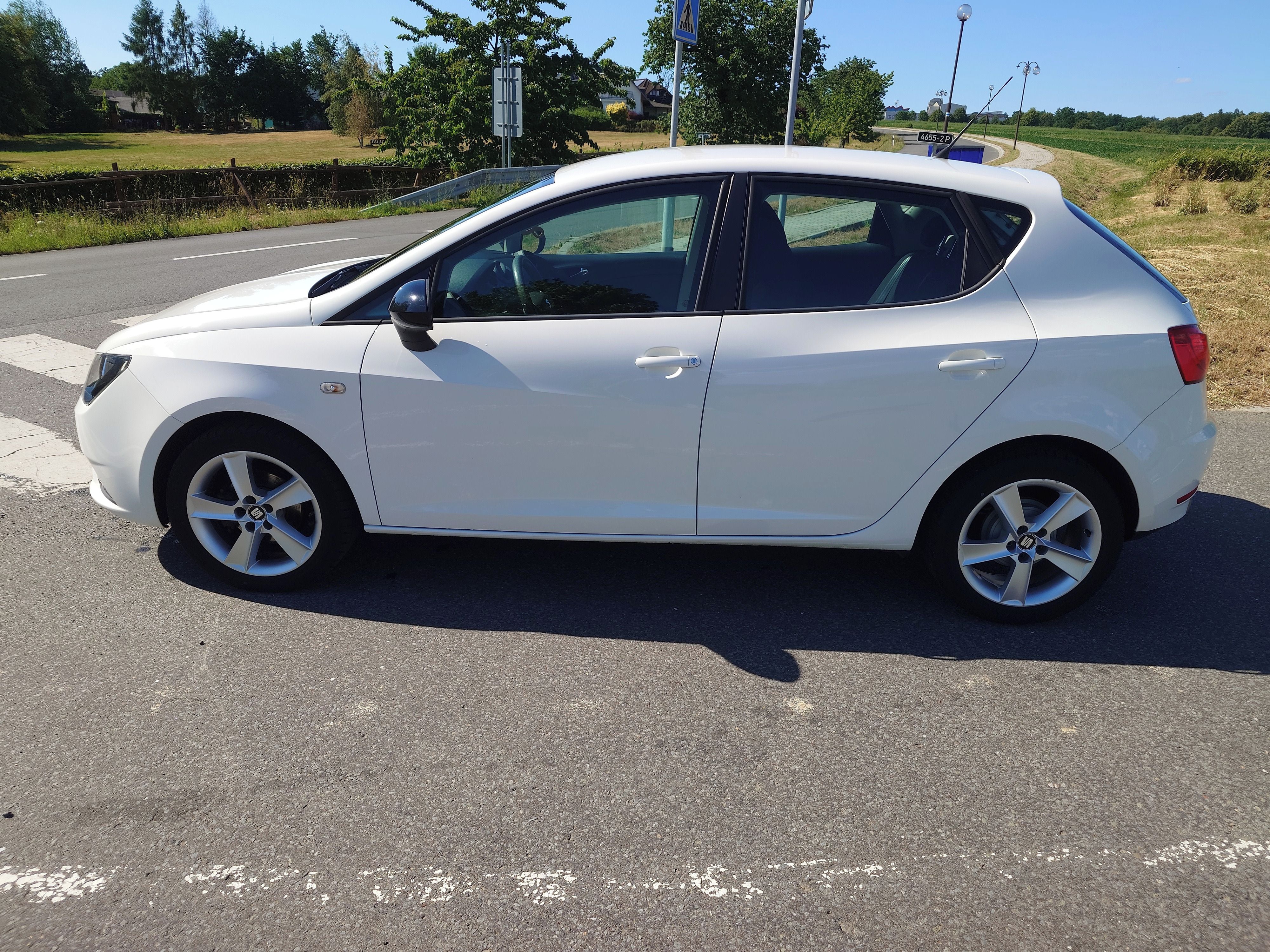 Seat Ibiza, 1.4 TDi Ecomotive FACELIFT - fotka 2