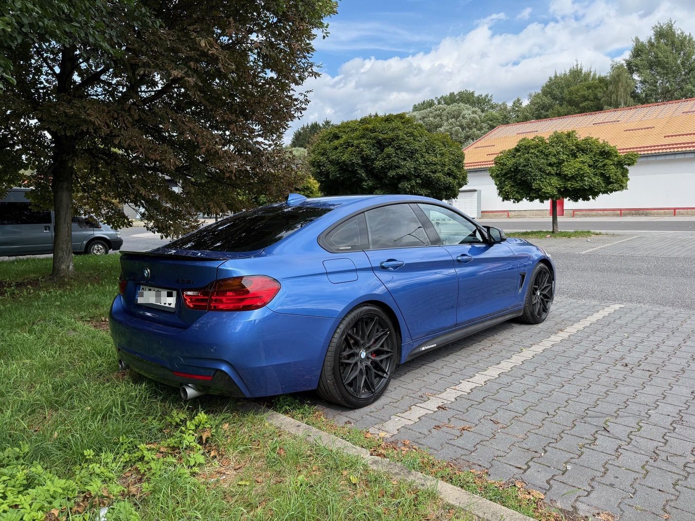 BMW Řada 4, 435i - fotka 4
