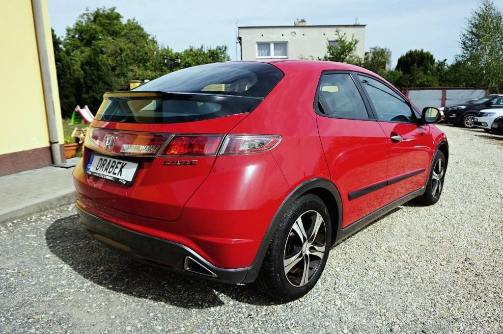 Honda Civic, 1,4i- Vtec 73 kW - fotka 4