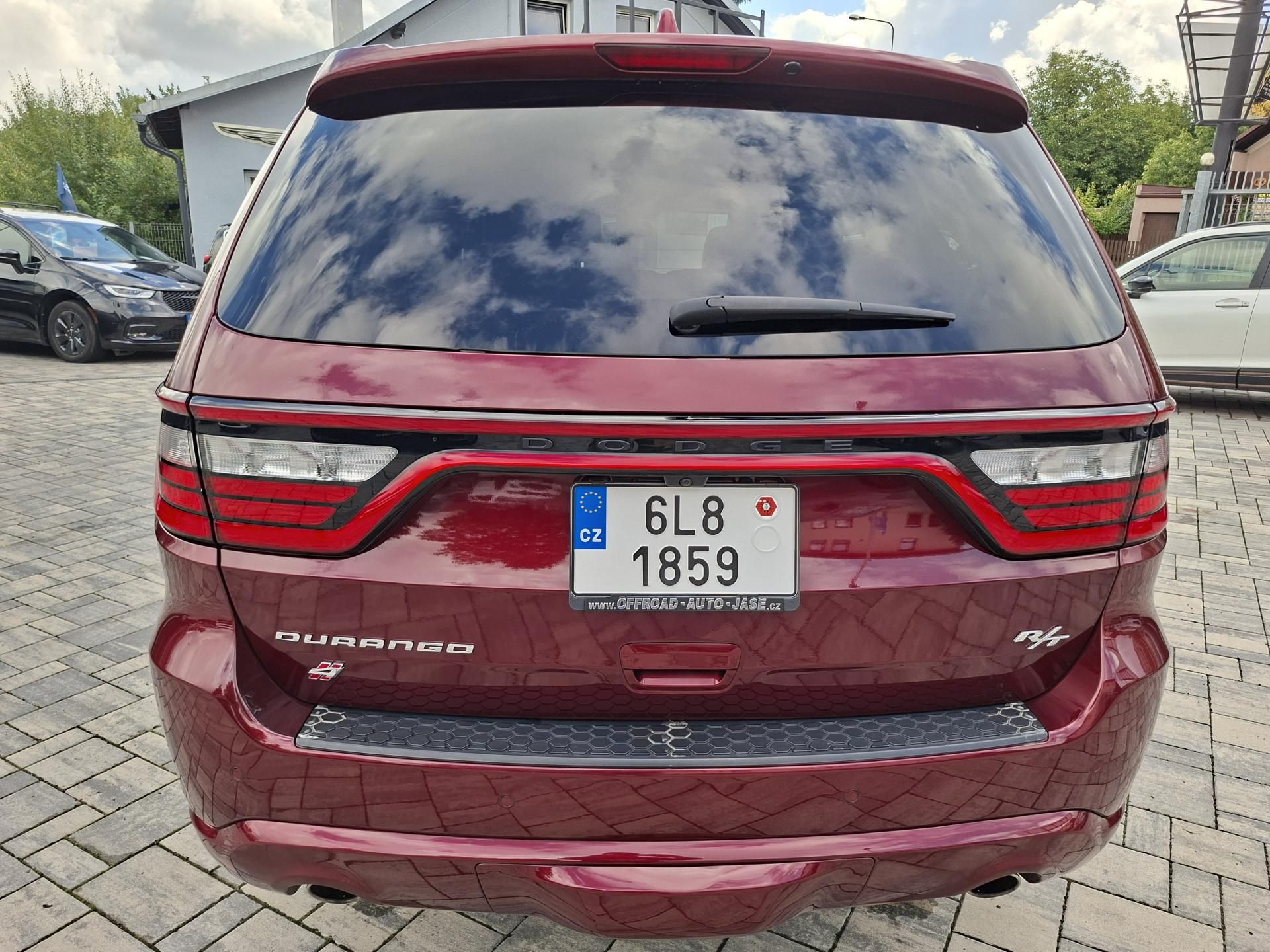 Dodge Durango, 5,7L HEMI 4x4,7míst,tažné,LPG - fotka 6
