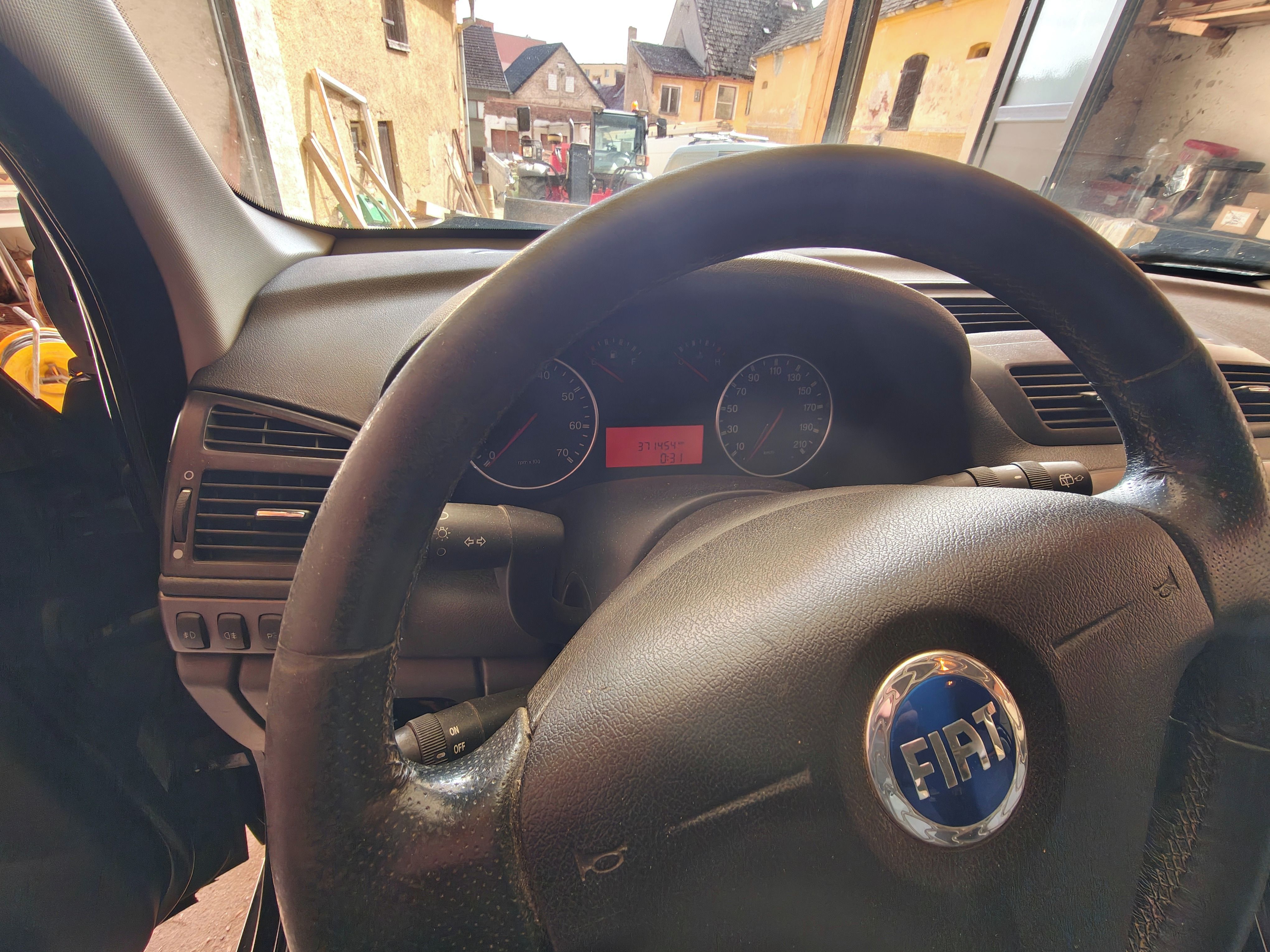 Fiat Croma, 1.9 JTD Nová STK - fotka 5