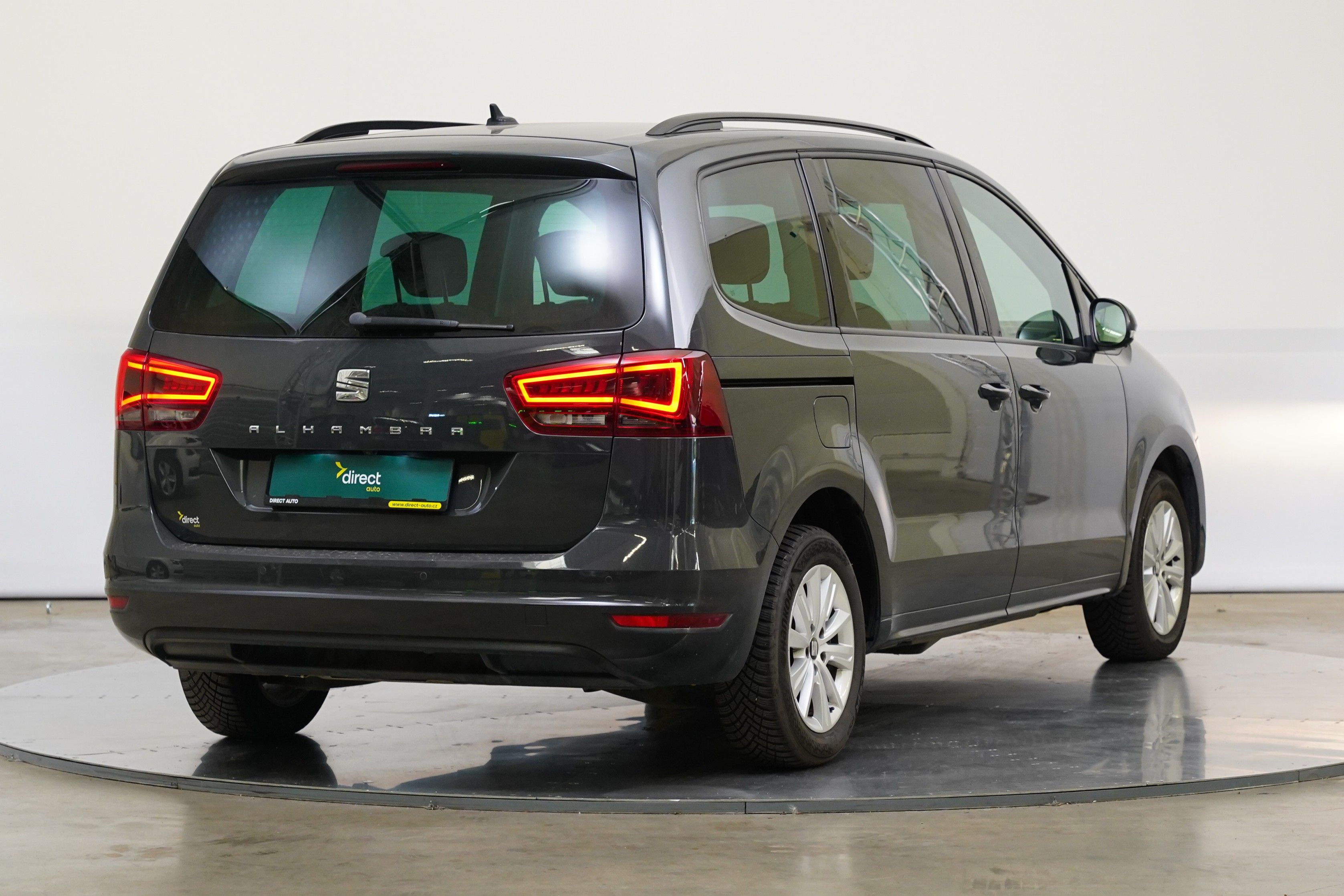 Seat Alhambra, 2.0 TDI 110 kW Style - fotka 2