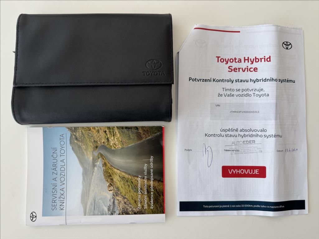 Toyota Rav4, 2,5 BLACK EDITION, 4x4, e-CVT - fotka 3