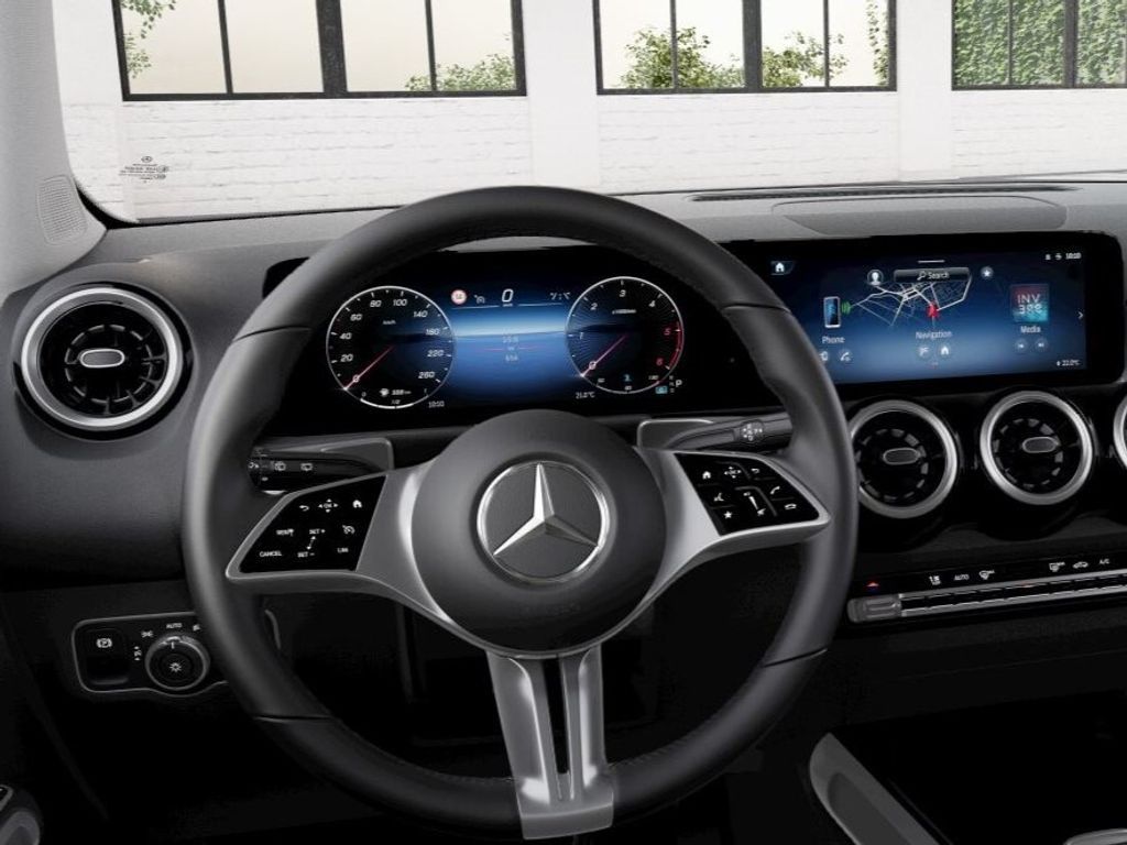 Mercedes-Benz GLB, GLB 180 d - fotka 6