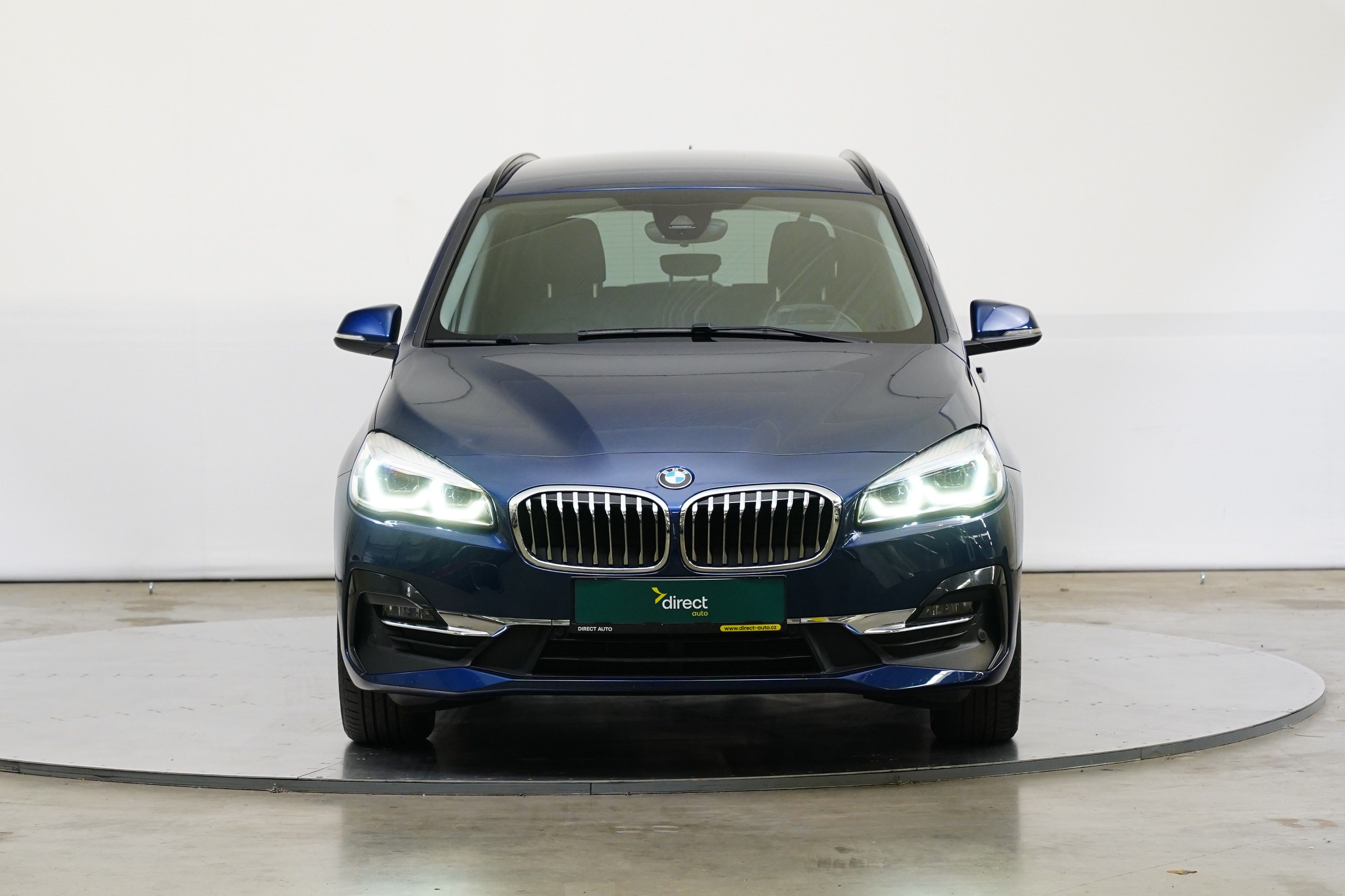 BMW Řada 2, 218d 110 kW xDrive Luxury - fotka 4