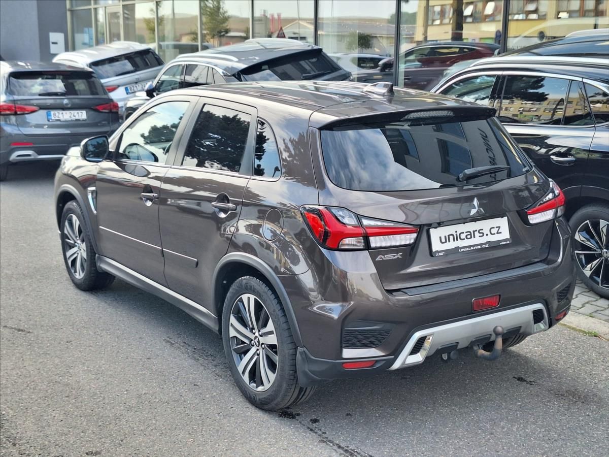 Mitsubishi ASX, 2,0 MIVEC  4WD CVT Intense DPH - fotka 4