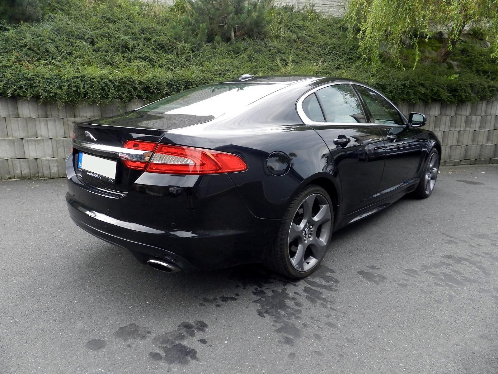 Jaguar XF, 3.0d V6 177 kW NEPOJÍZDNÉ - fotka 5