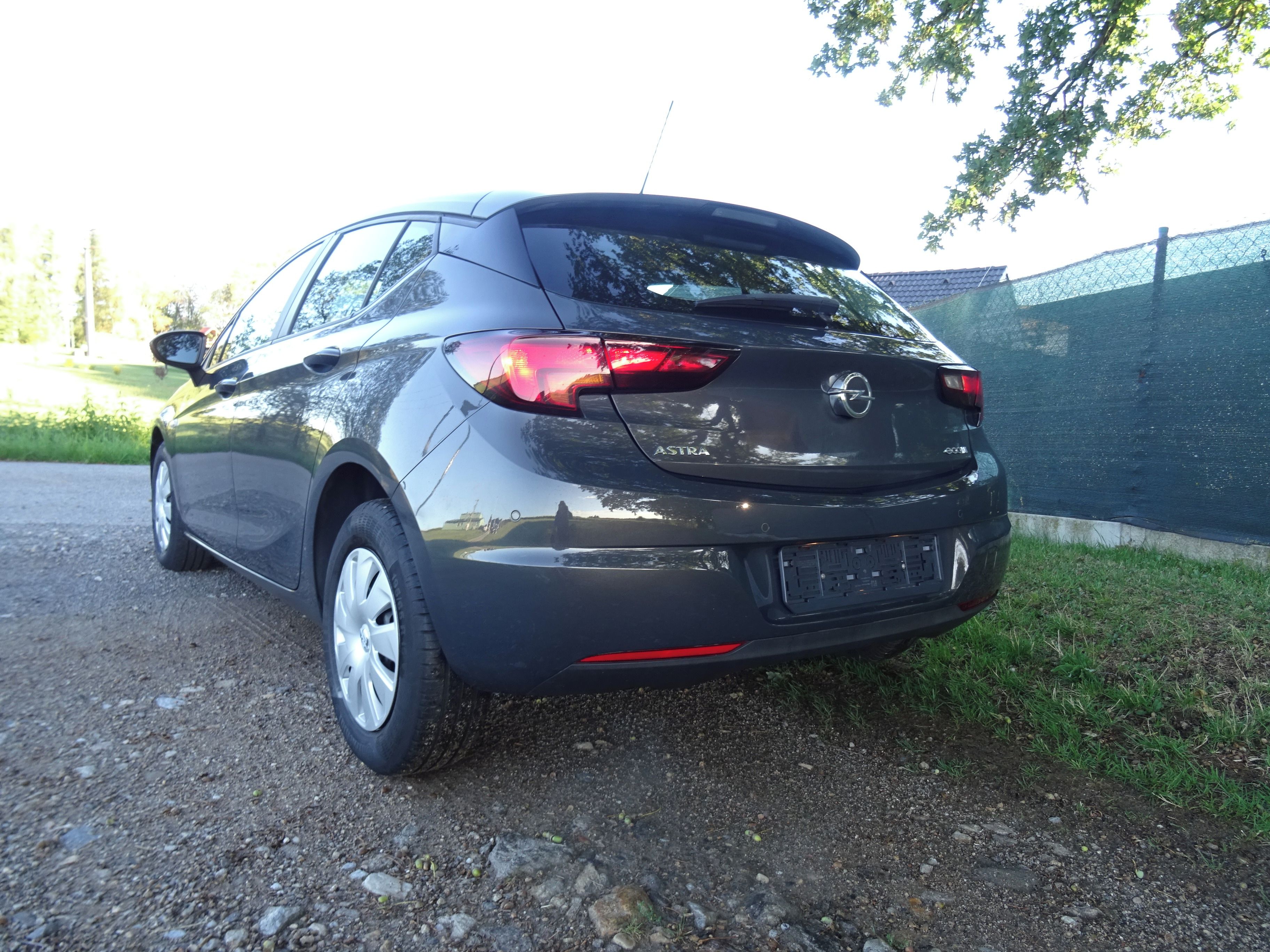 Opel Astra, K 1.0 T spotřeba 5,4L/100km - fotka 5