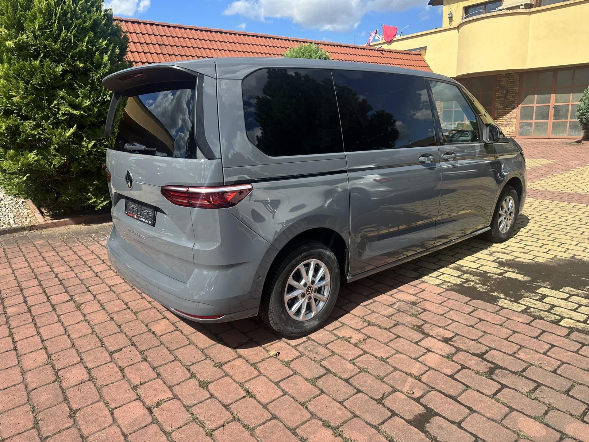 Volkswagen Multivan, T7, 2,0 TDI, DSG, ,,LIFE´´
