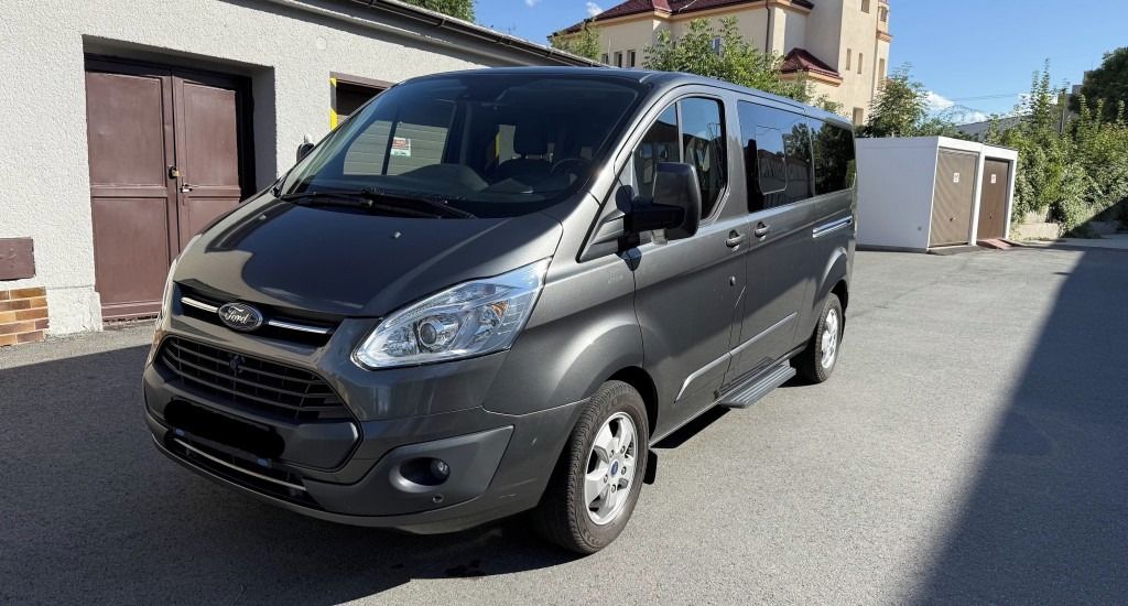 Ford Tourneo Custom, L2H1, ČR, 8 míst, DPH,61.000km - fotka 2