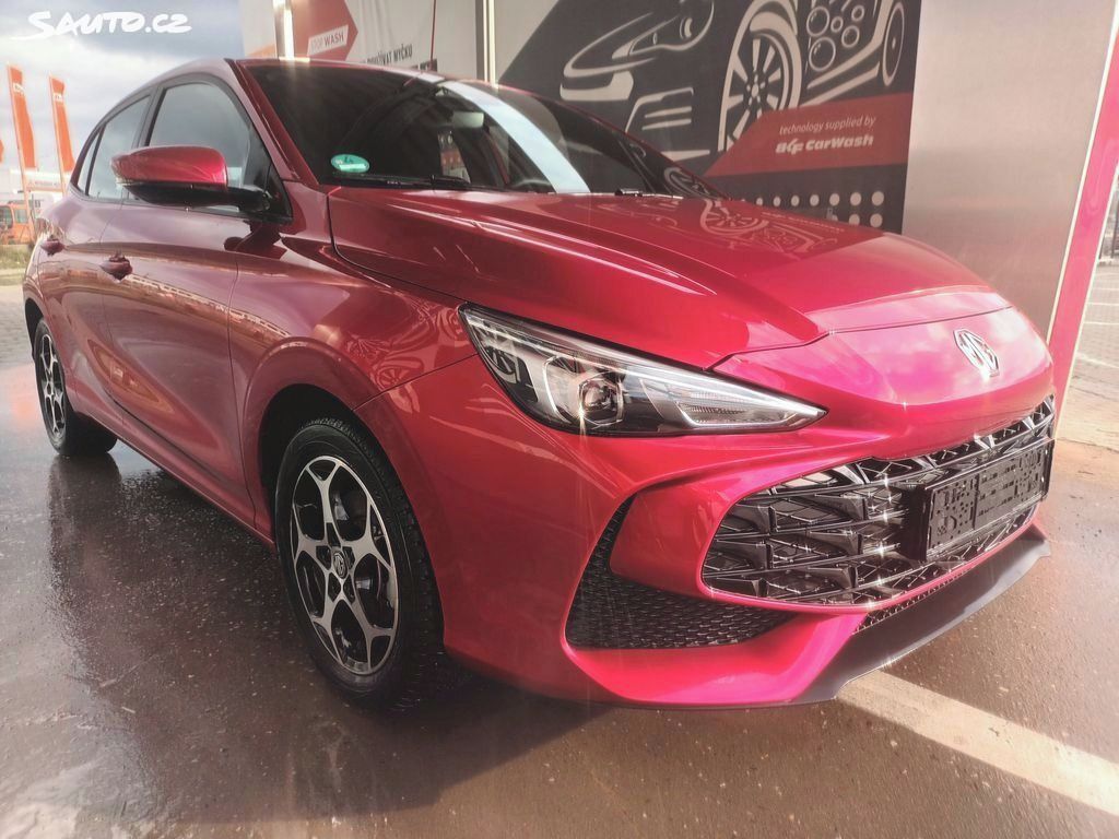 MG MG3, 1.5i 4valc 85kw Eleganc 7let z - fotka 4