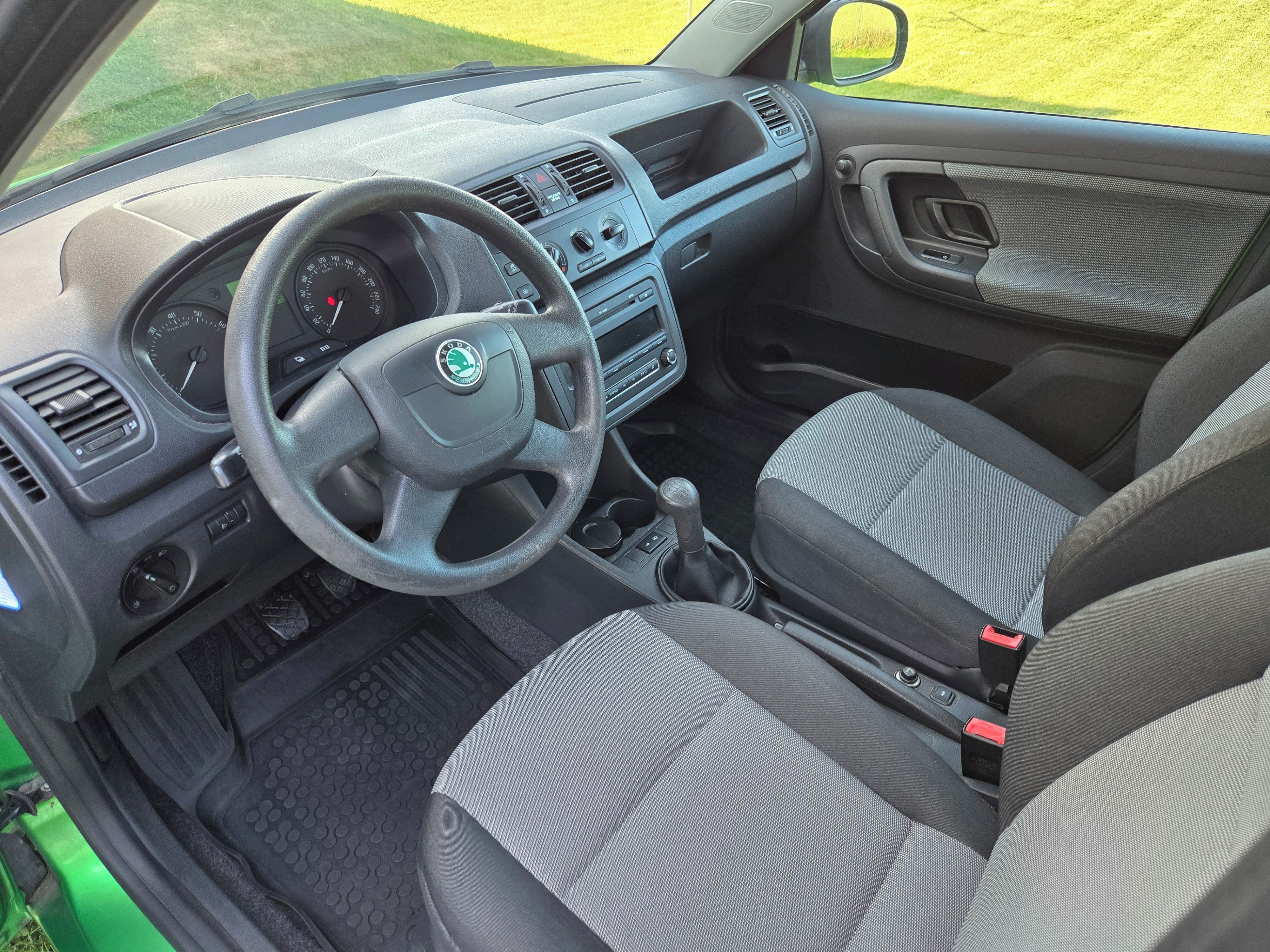 Škoda Fabia, 137tkm, nehav, serviska, tažné - fotka 6