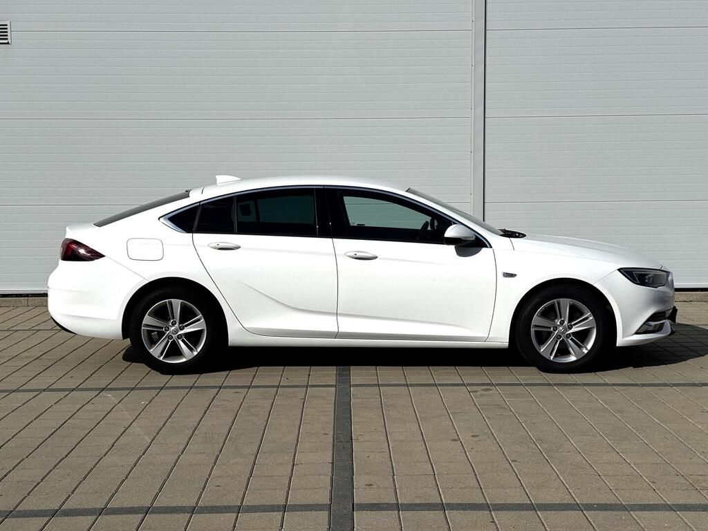 Opel Insignia, 1.6 CDTi 100 kW - fotka 4