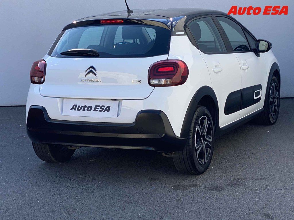 Citroën C3, 1.2,navi - fotka 4