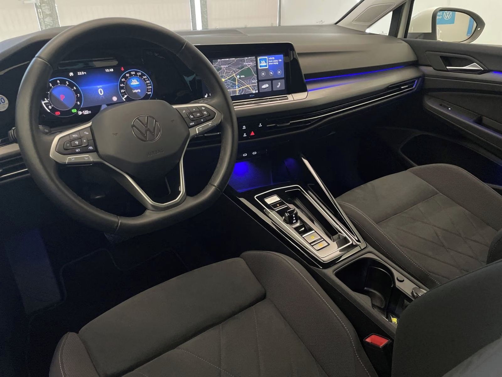 Volkswagen Golf Variant, VIII 2,0 TSI 4M STYLE*Navi*Led - fotka 5